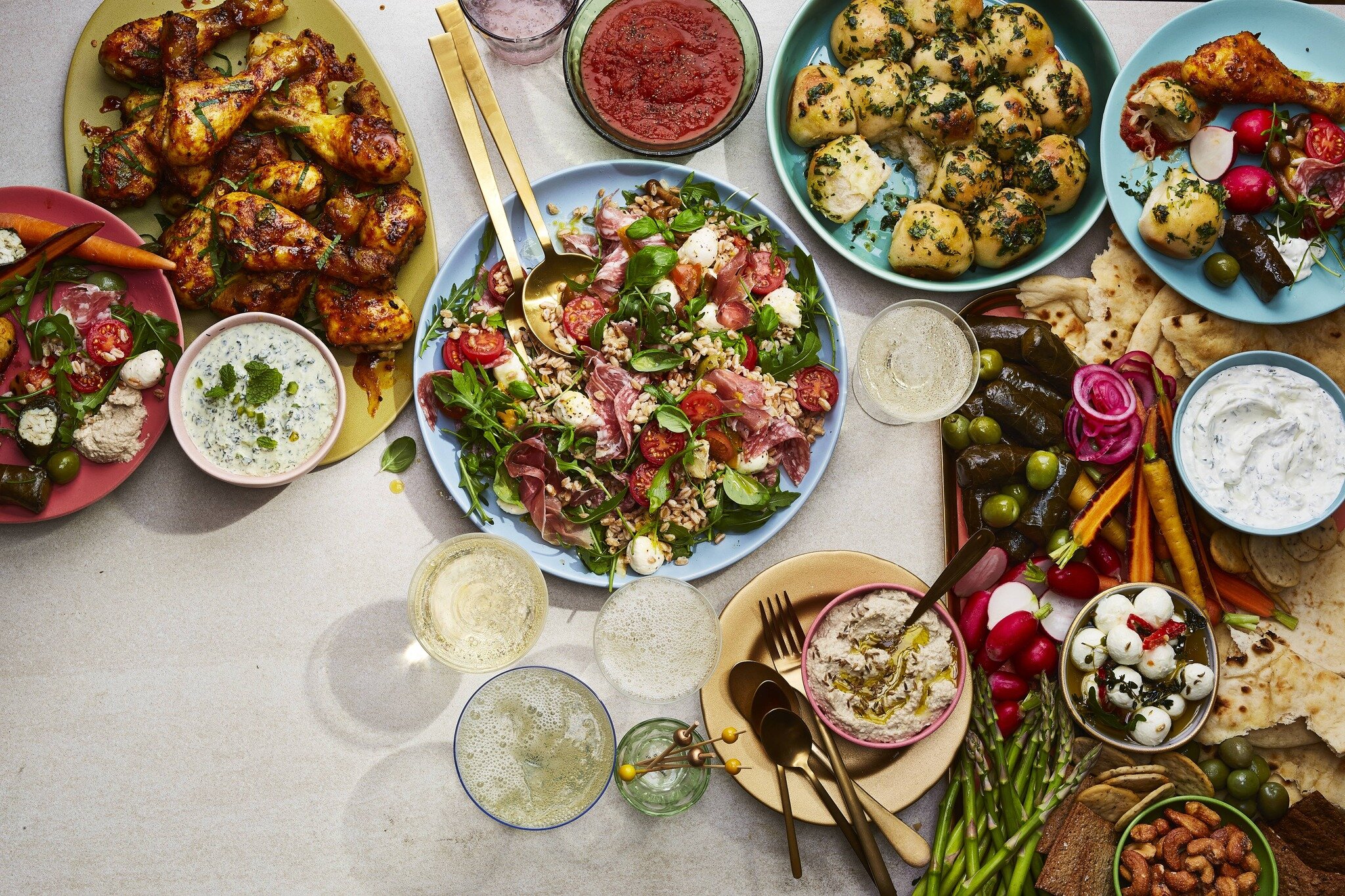 A first-class feast with photographer @danjonesphoto1 👌🏽

Thanks to @alice.patient and @katv85 and @sebirks.
.
.
.
#foodstylist #foodography #foodgram #foodphotography #foodgram #foodstyling #foodstylingandphotography #foodlove #foodanddrinkstylist