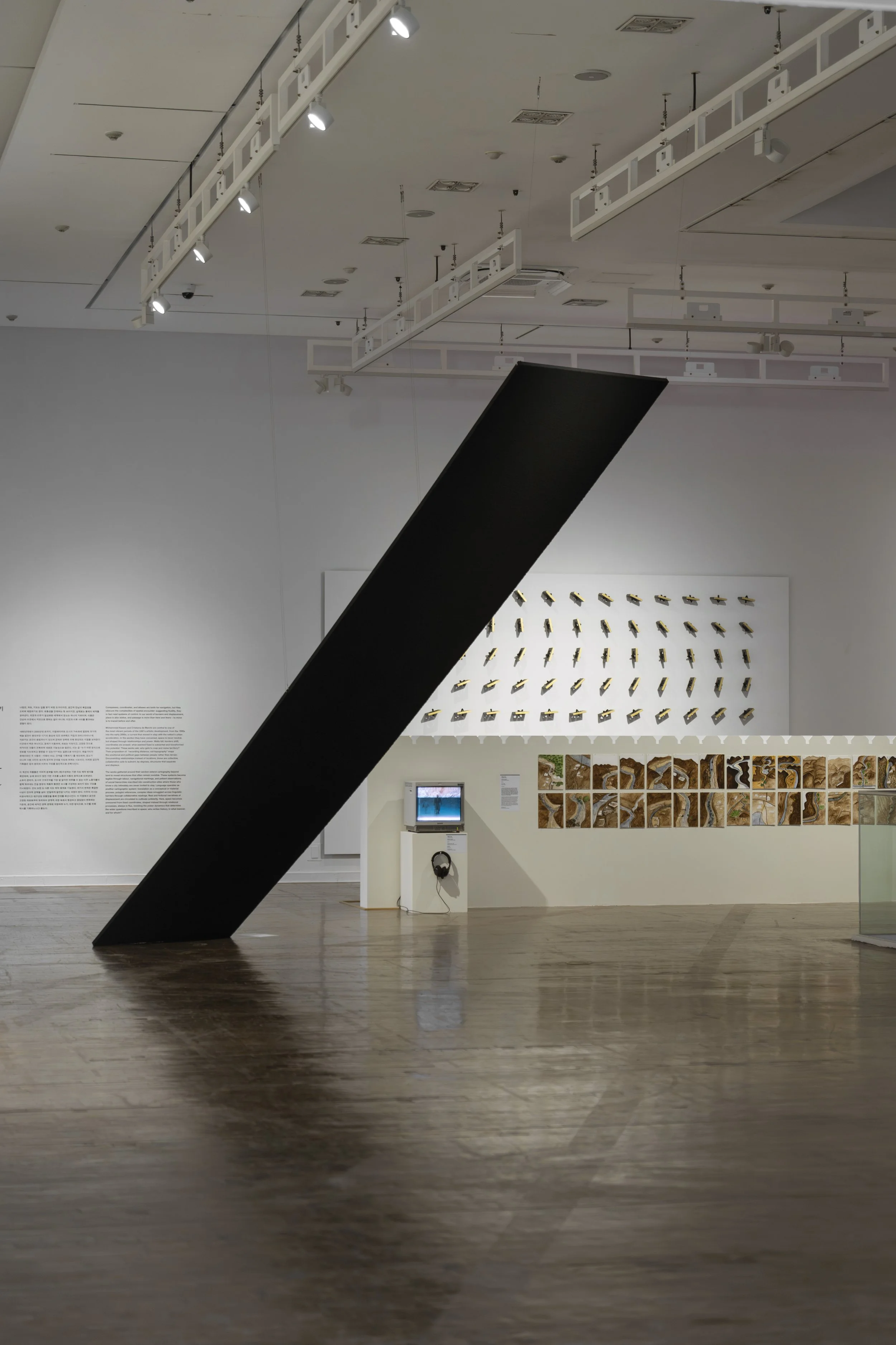 Where Are You From? — Selected by ADMAF for Proximities at Seoul Museum of Art (SeMA). Installation view of stone sculptures by Tarek Elkassouf. طارق القاصوف — 서울시립미술관