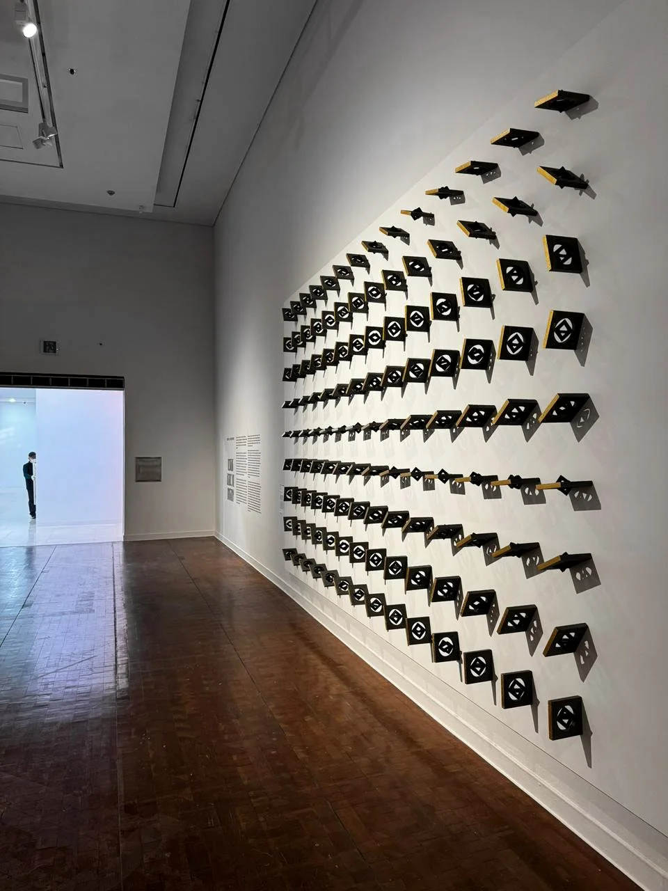 Where Are You From? — Selected by ADMAF for Proximities at Seoul Museum of Art (SeMA). A wide gallery view of the stone and gold leaf installation by Tarek Elkassouf. طارق القاصوف — 서울시립미술관