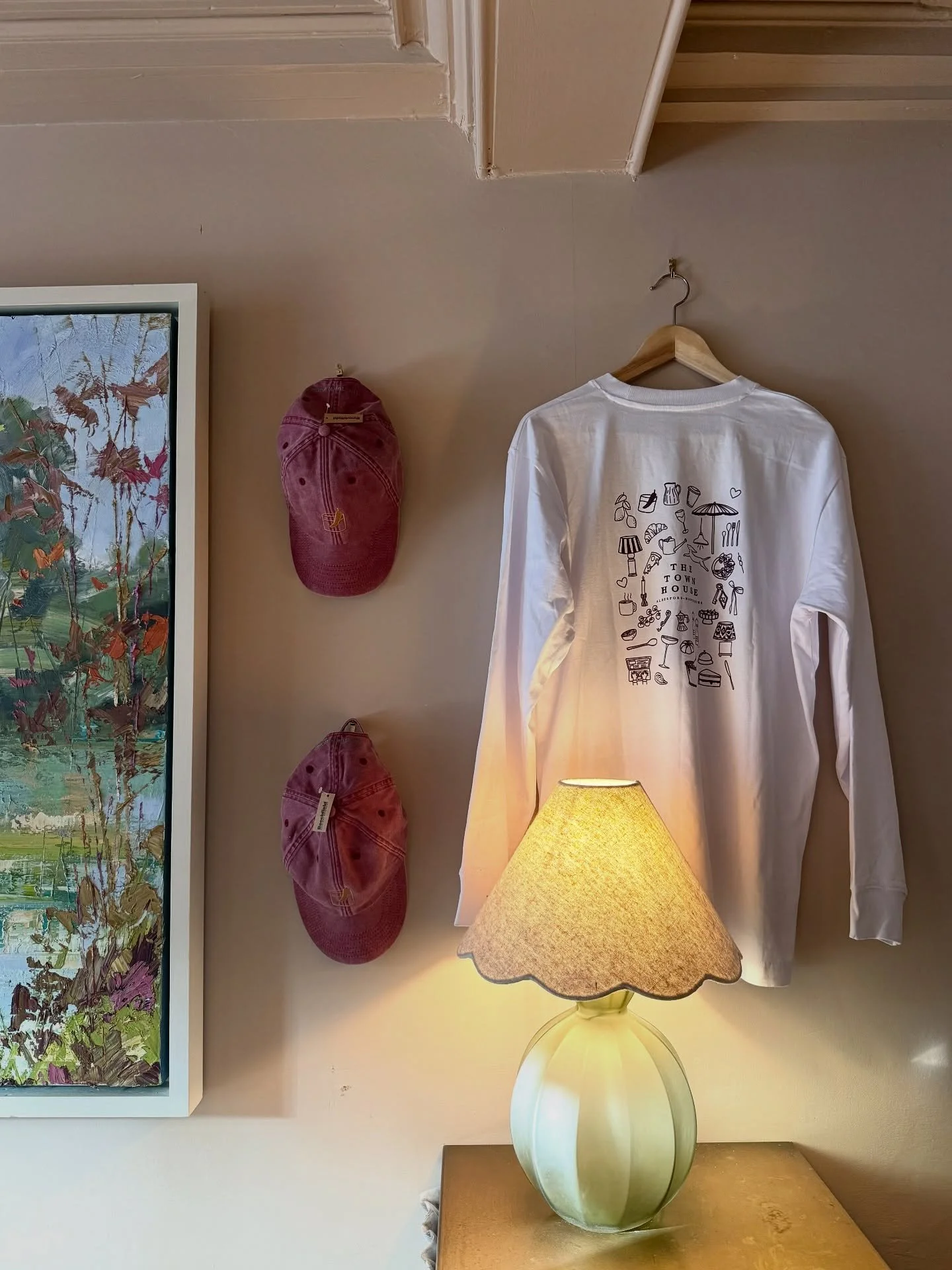 Take our house, home 🤍

DROP ONE: Live ⚡️

&bull; Picante Caps - &pound;22
&bull; Long Sleeved Tees - &pound;40 

First come, first served in house, or send us a message to reserve one &amp; drop in to collect it 🍸

More coming soon 👀