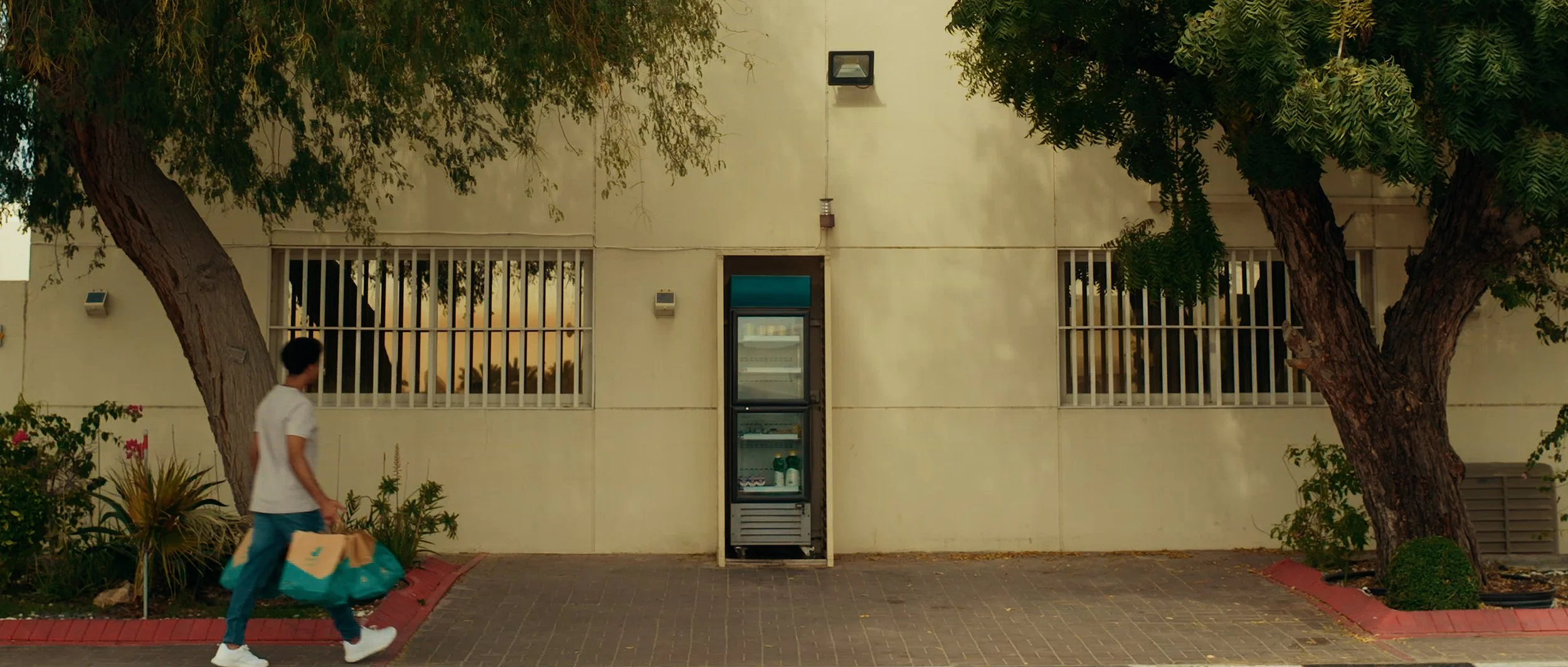 Final_ENG 30s_Scope.00_00_11_06.Still173.jpg