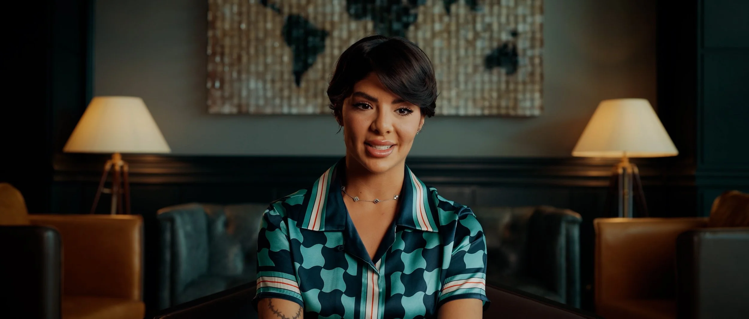 Screengrabs long.00_06_33_19.Still053.jpg