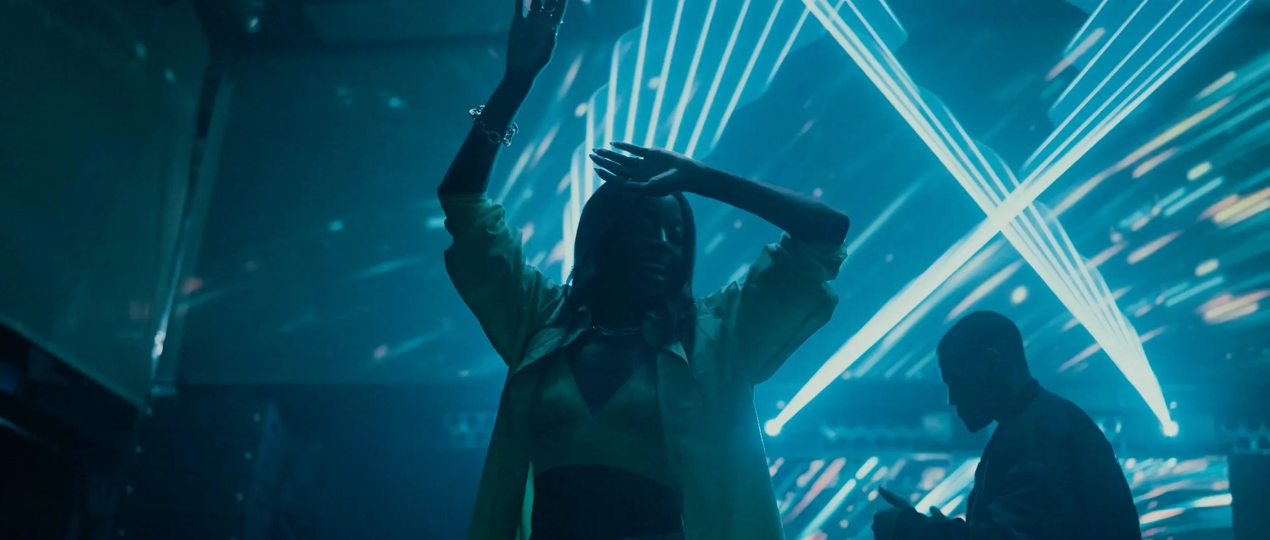 Screengrabs long.00_03_32_18.Still042.jpg