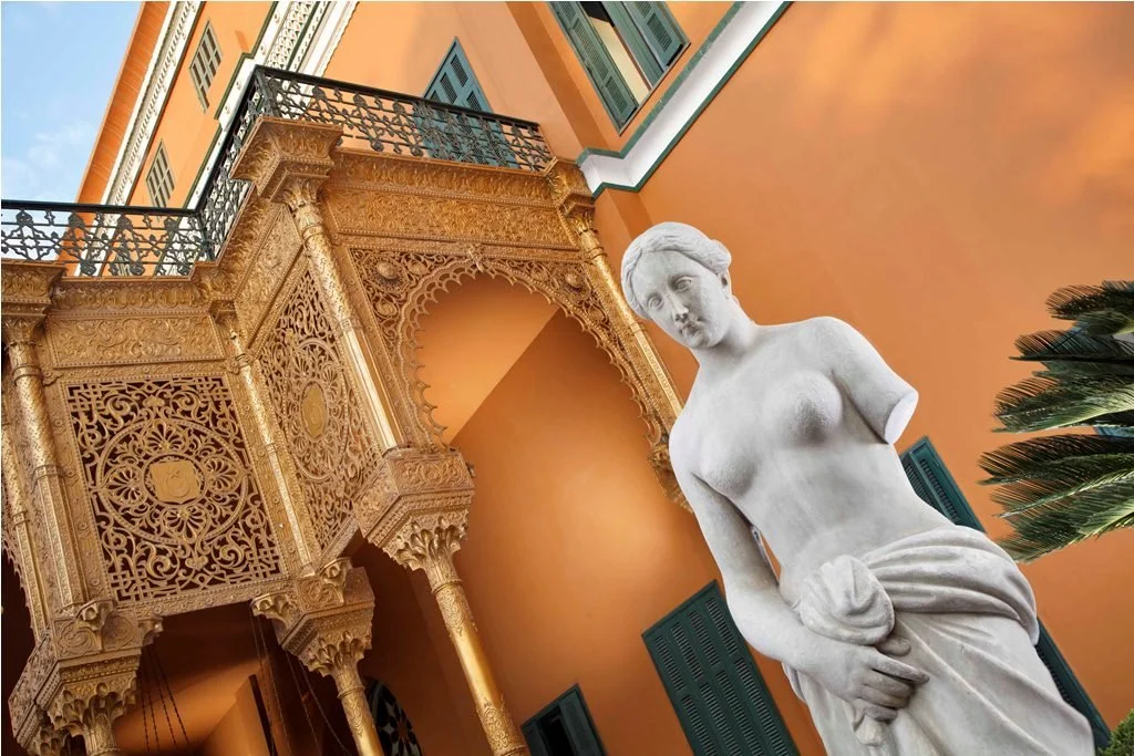 Palace Central Balcony .jpg