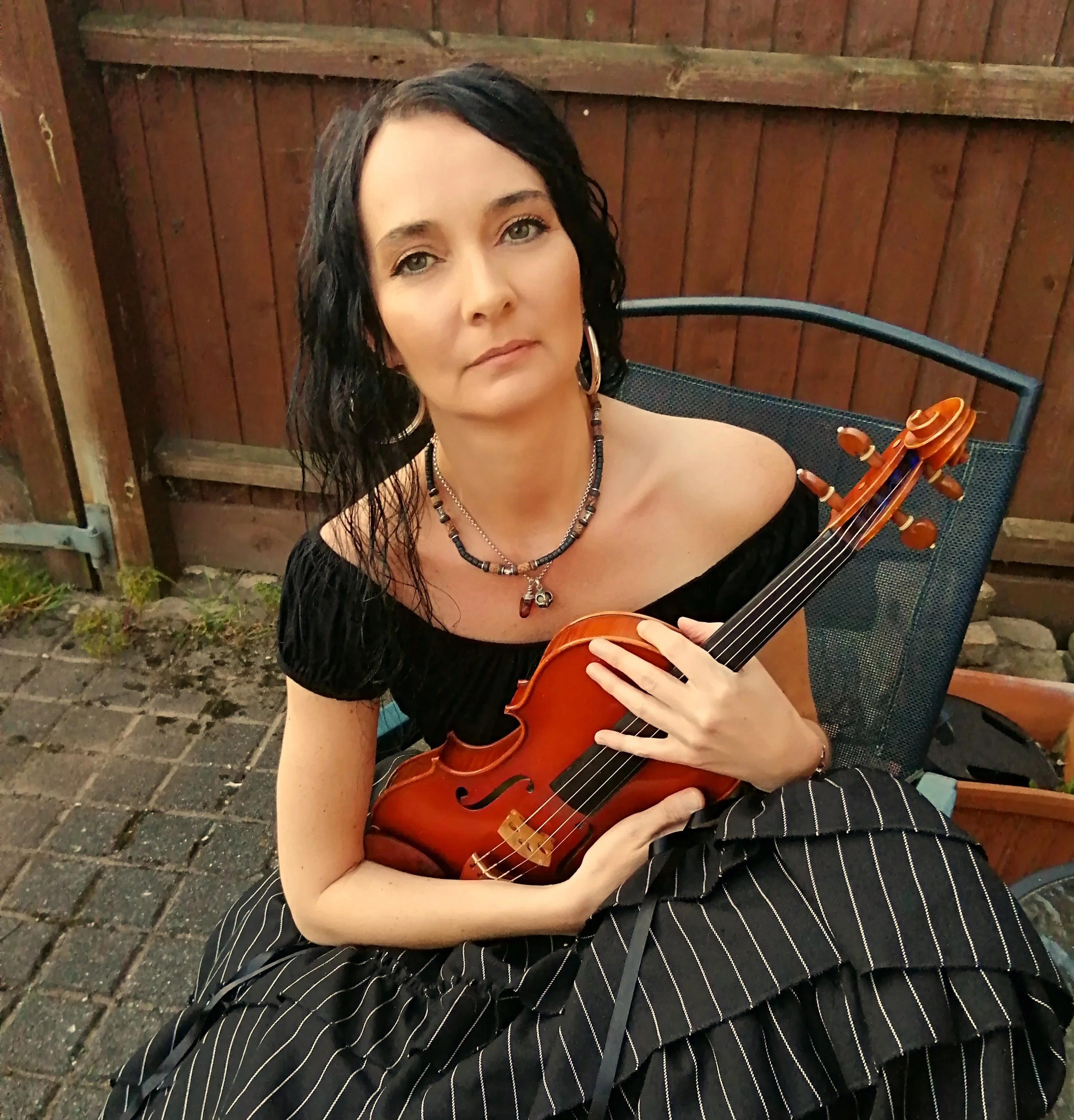 Nancy Crane Discover Violin Lessons Today Leicester Music Lessons Ltd Nancy Crane Profile Photo (square) 