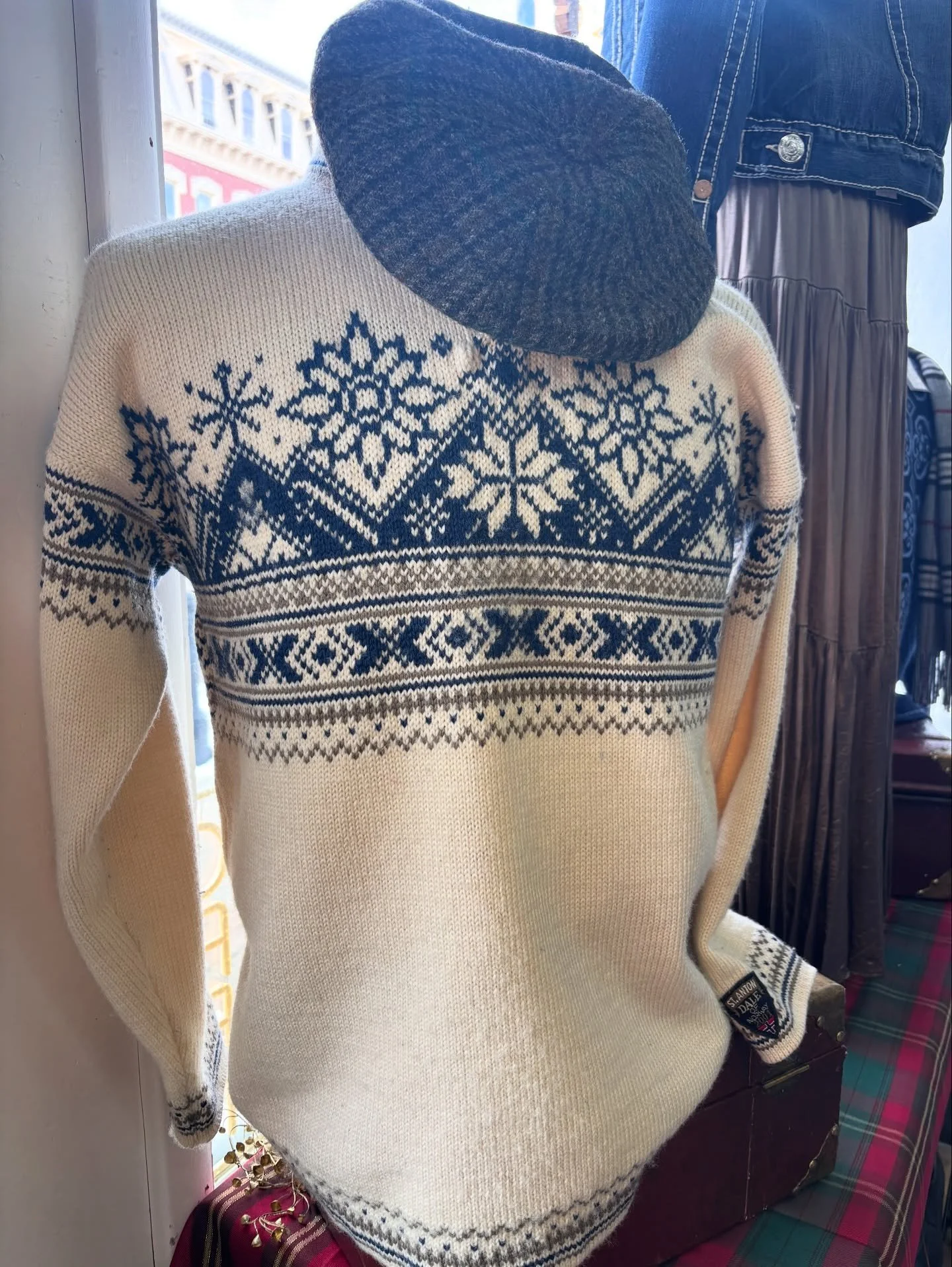 Our men&rsquo;s section is stacked right now. 👌 From cozy sweaters and camo dress jackets to hats, boots, and more. Everything you need to level up your cold-weather wardrobe. Quality pieces, timeless style, and plenty of great finds waiting for you