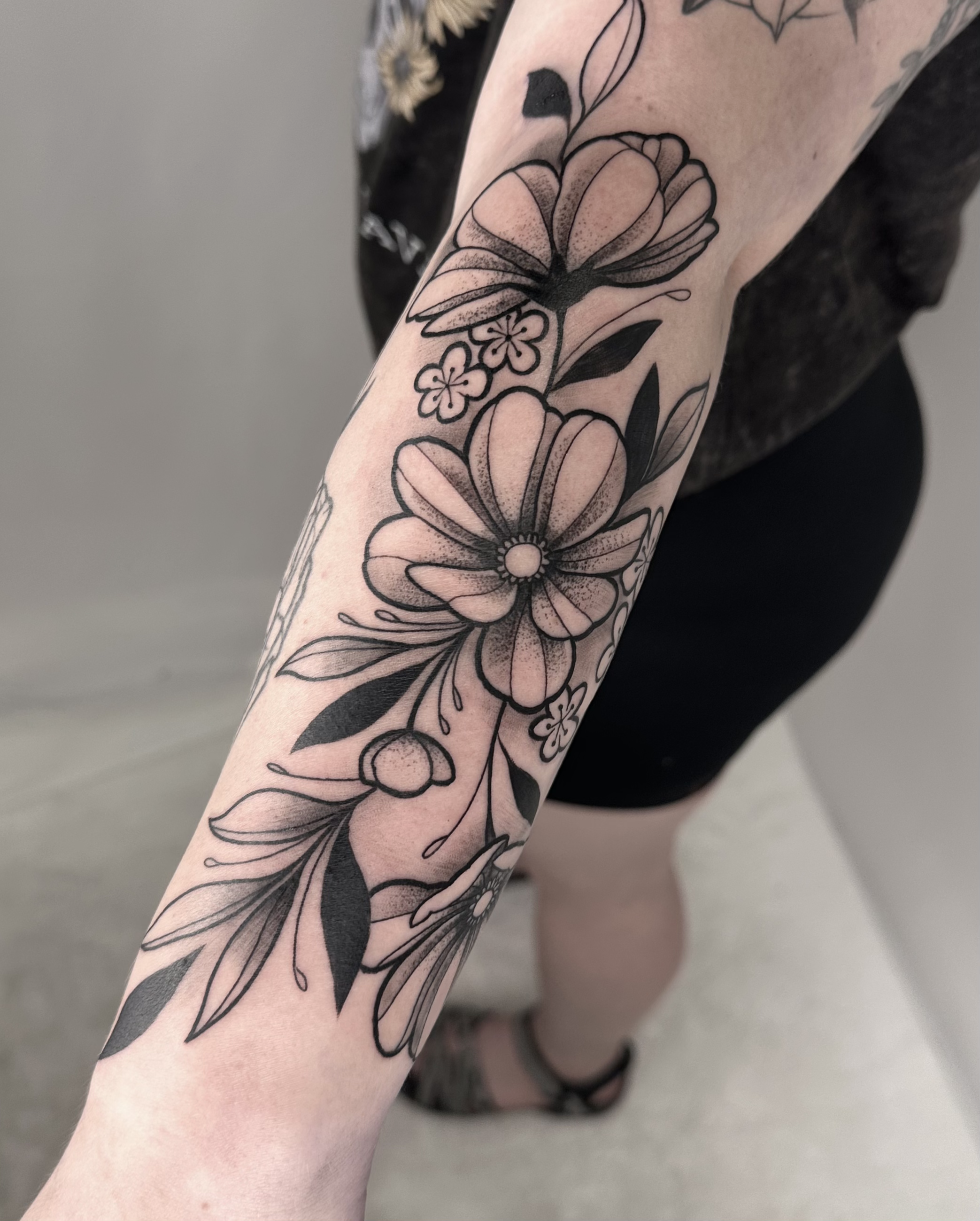 florals , forearm· 1 session · [blackwork] [Large]