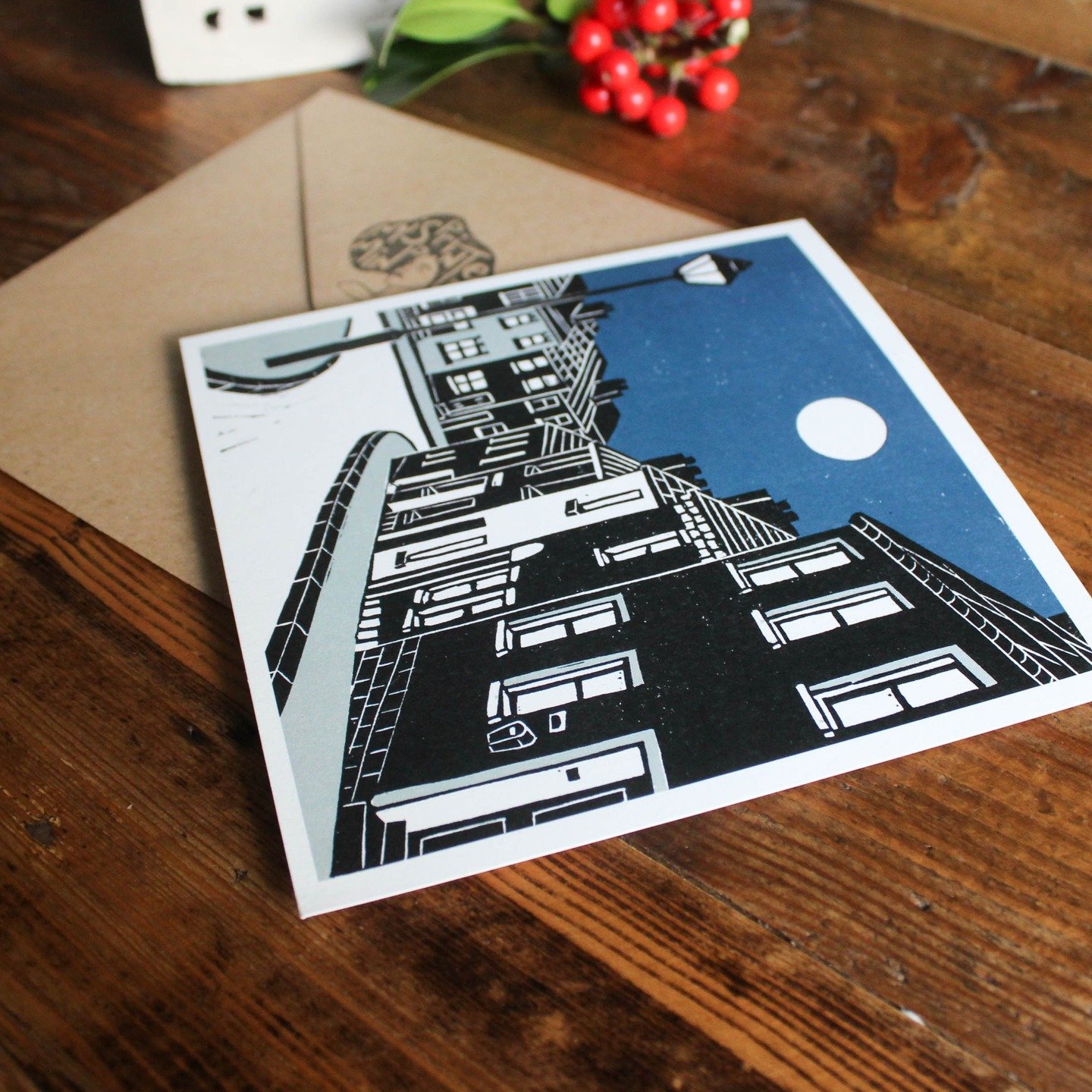 My new winter cards arrived from @thefactory.ie this morning and I'm delighted with them! These two cards show streets in the town I live in at night. 
.
.
.
.
.
.
.
#printmaker #linocutprint #linocut #linocutcards #irishhandmade #irishmade #irishpri