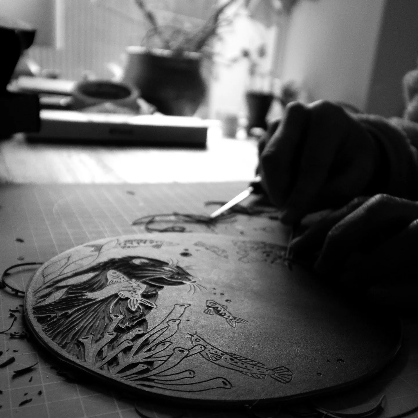 It's good to be back carving!
.
.
.
.
.
.
#printmaker #linocutprint #linocut #linocutting #linocarving #reliefcarving #handcarvedstamp #reliefprinting #peopleofprint