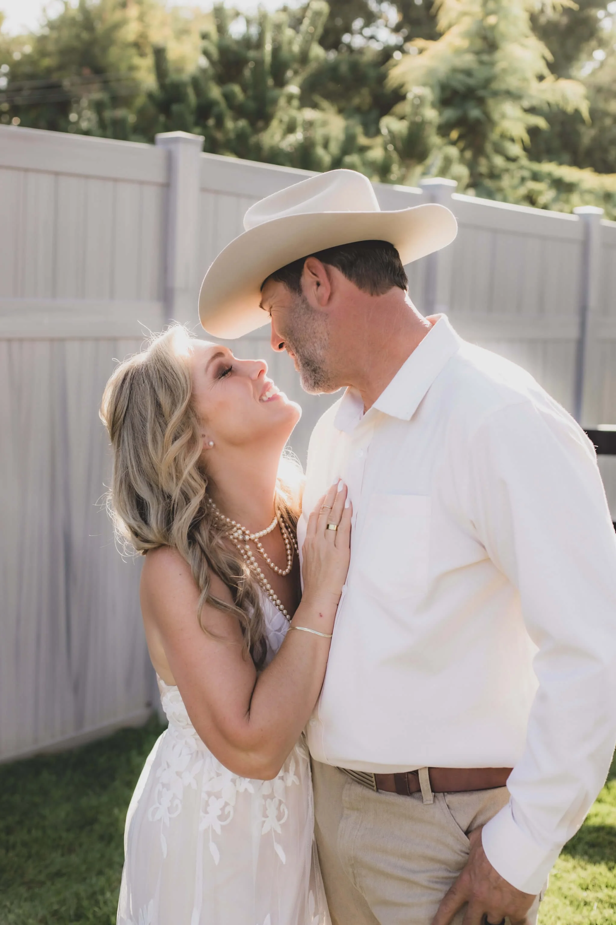 eagleid_backyard _wedding_-18.jpg