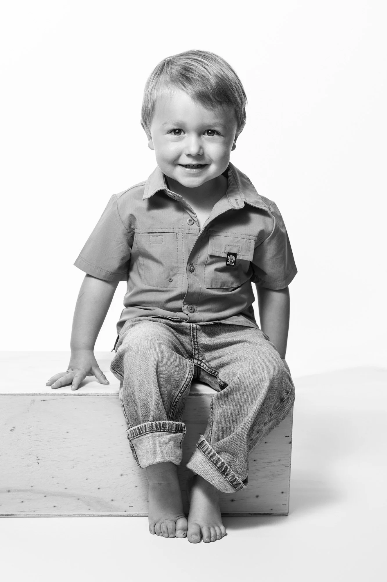 BlackandWhite_SimplyMe_byHeidiKnightPhotography_AustinChildrensPhotographer01.jpg