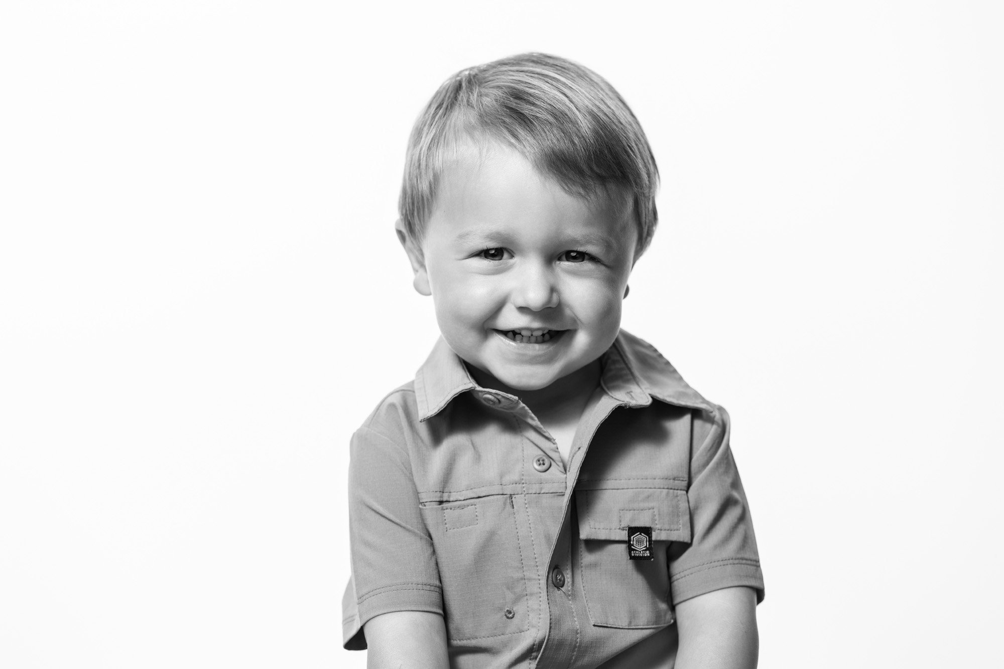 BlackandWhite_SimplyMe_byHeidiKnightPhotography_AustinChildrensPhotographer03.jpg