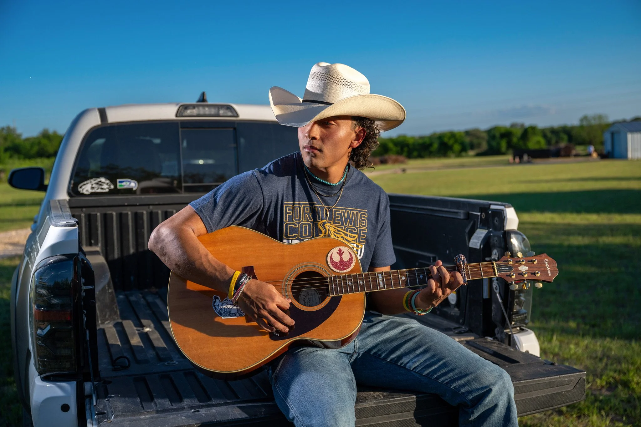 senior portraits near me Wimberley TX, outdoor senior photography session Central TX