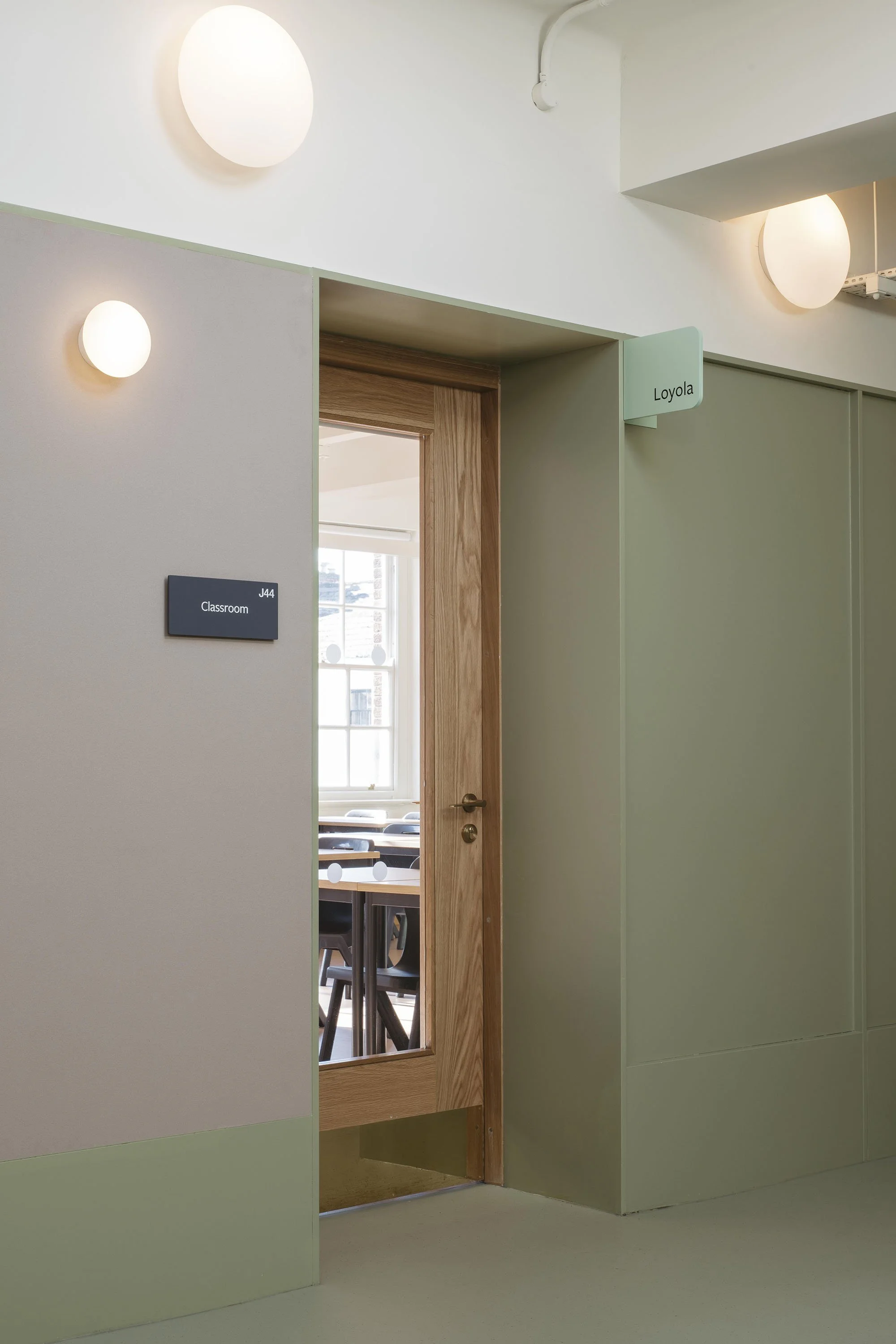 Junior House TAKA Architects 02.jpg