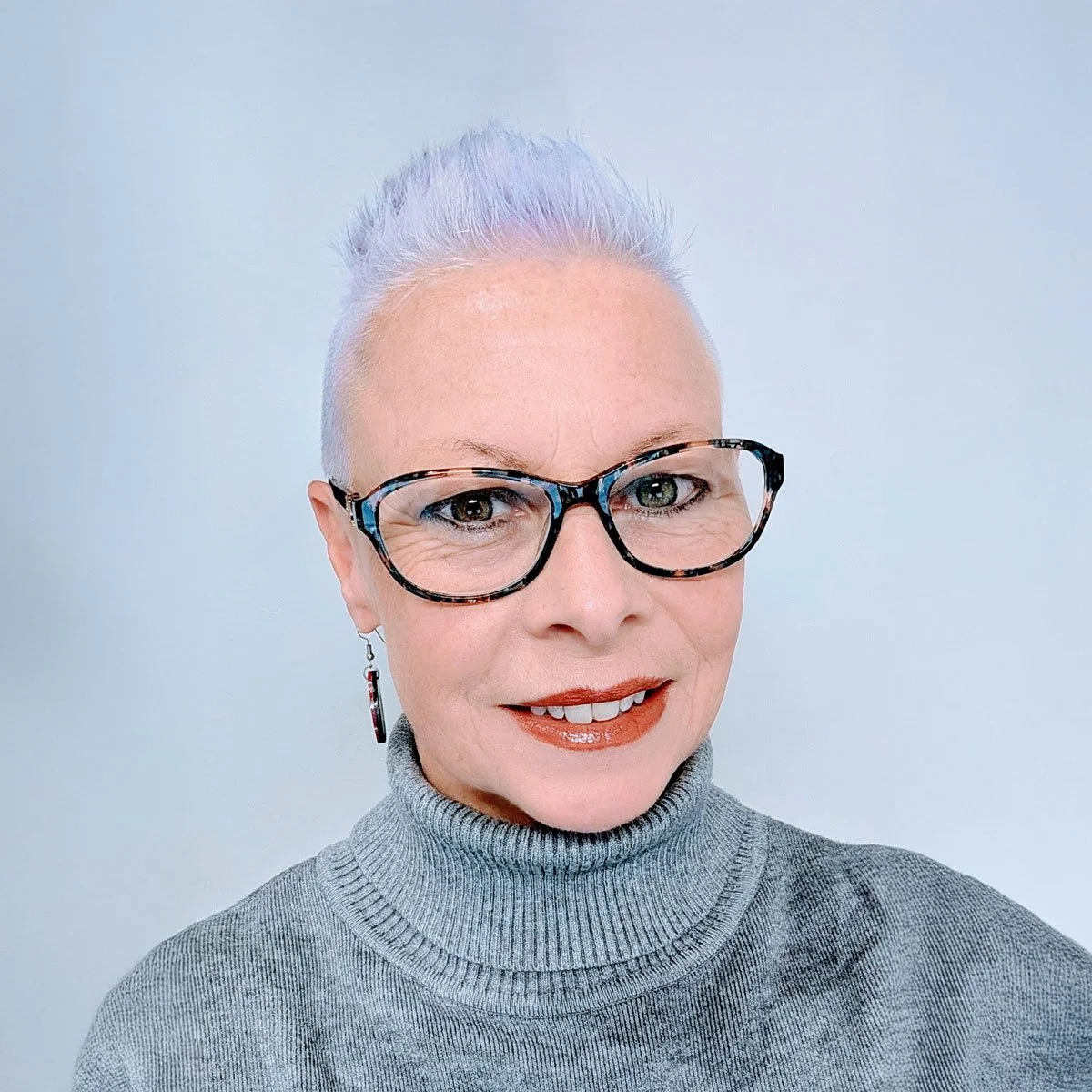 Headshot of Louise Berns