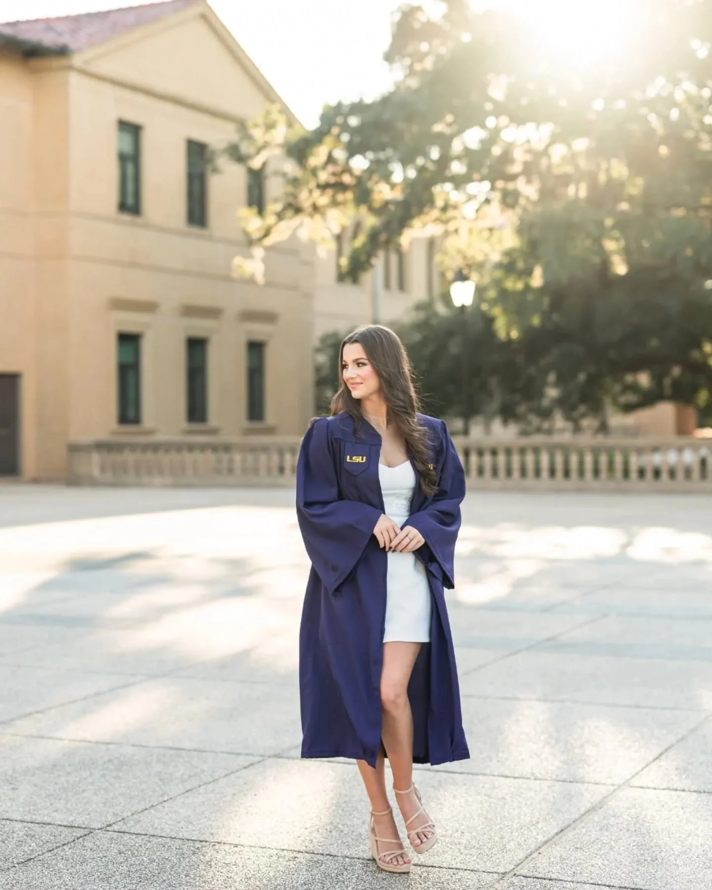 Legare | Class of 2025 🎓

Ohhhh. My. Goodness. Legare SLAYED at her senior session yesterday!!!! Just love love LOVE when my seniors are so comfortable &amp; fun in front of the camera 😍😍 This weather too...... No notes 💯

It's not too late to sq