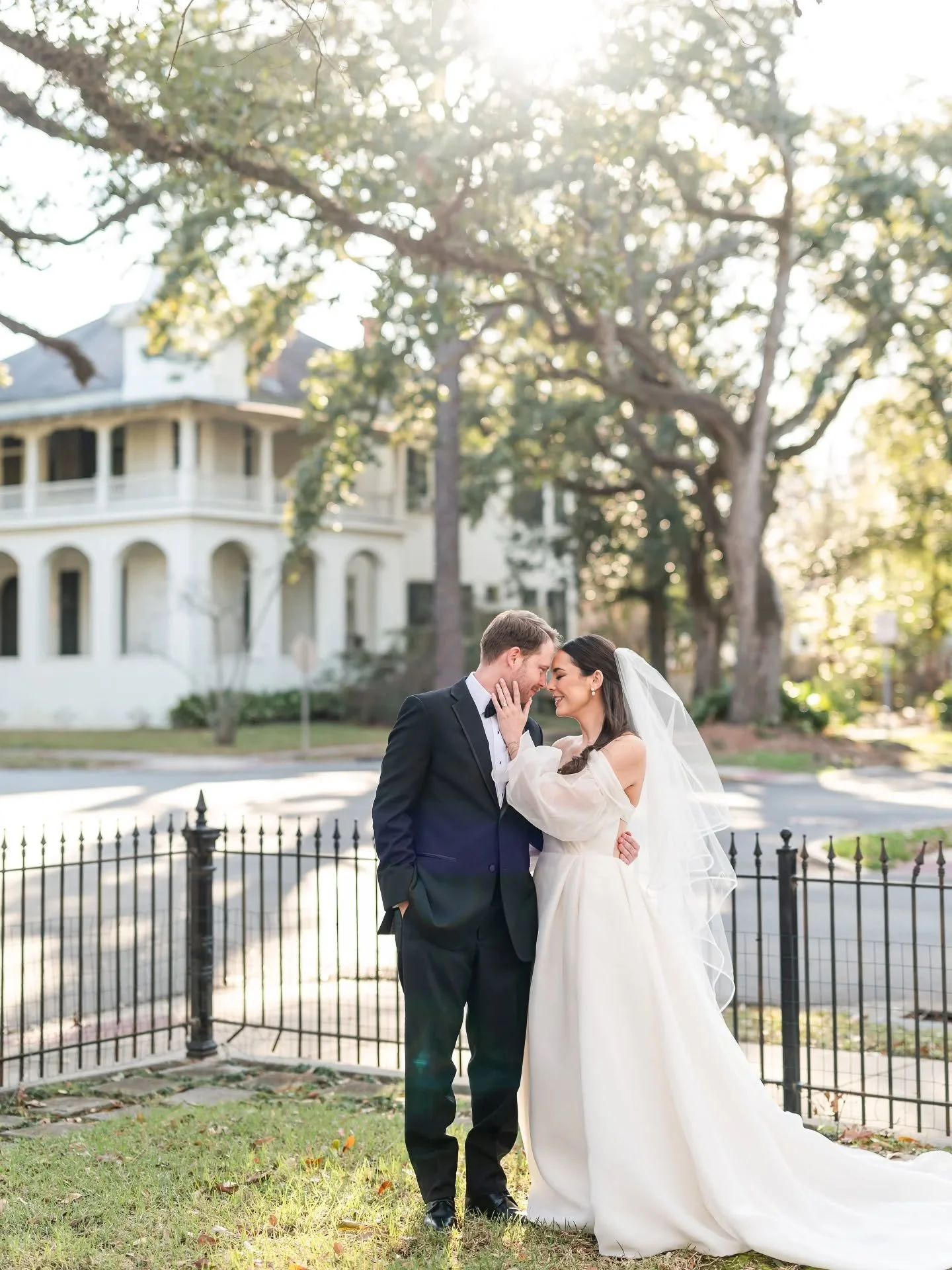 One year since the best day eveeerrrrr &hearts;️&hearts;️&hearts;️&hearts;️&hearts;️ 

Happy happy anniversary Gabrielle and Jack!!! I hope this year is your best one yet! 🫶