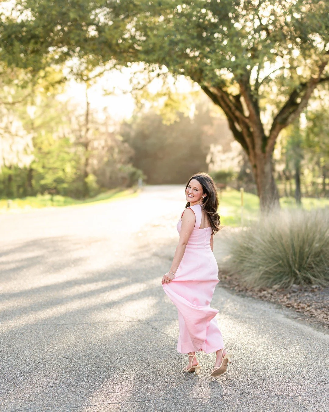 Emery | Class of 2026 🎓&hearts;️

This sweet bundle of joy graced my camera yesterday evening and it was just the best!!! I truly adore each and everyone of my seniors and love capturing their happiness in this big year!
.
.
. 
#senior #seniorportra