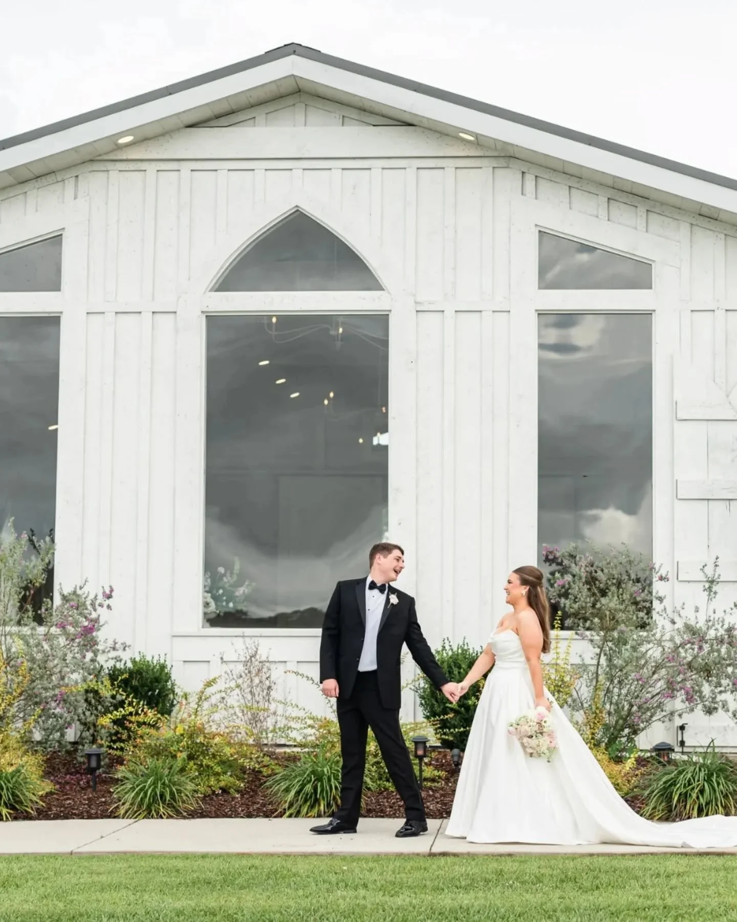 Mr. &amp; Mrs. Schilleci | 6.6.26 🫶

The most perfect day with the sweetest people!!!!! Truly want to pinch myself everytime I get the opportunity to capture the most special days. Serena did us a big favor in letting the rain stay away (IYKYK 🤪). 