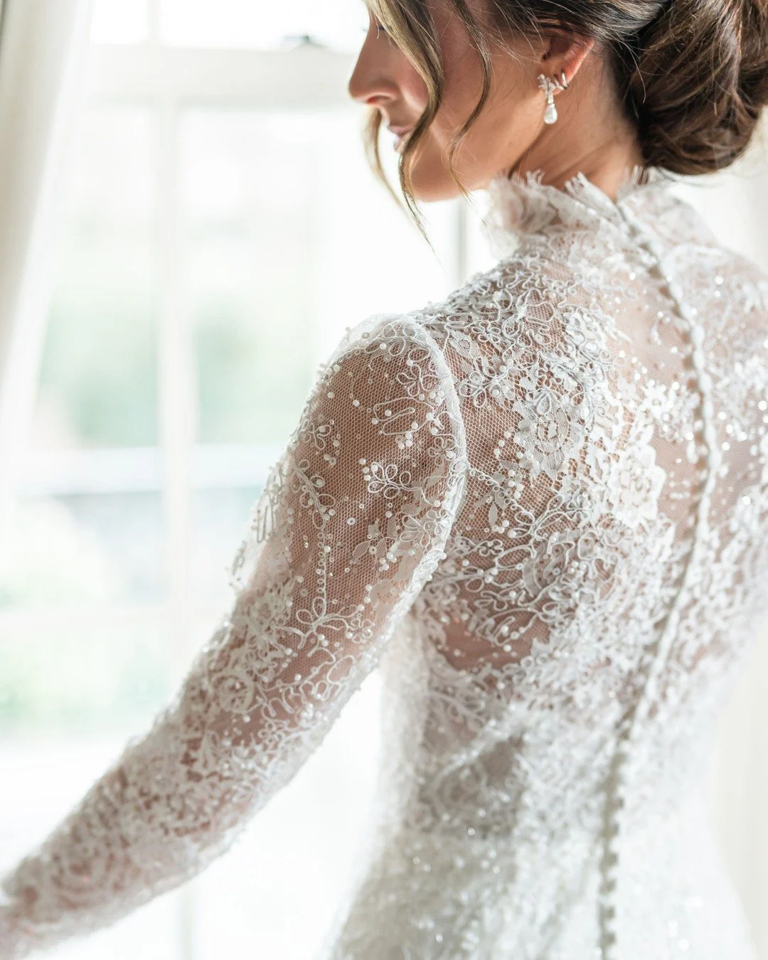 How has four whole months already passed since Jordan became a wife?!?!? Uhhh, TAKE. ME. BACK!!!!!

Photographer: @rachaelbphotographybr 
Venue: @thegilmourbr 
Makeup: @stephaniehopkiins 
Hair: @brynnbabin.eleven11 
Bridal Gown: @townandcountrybridal