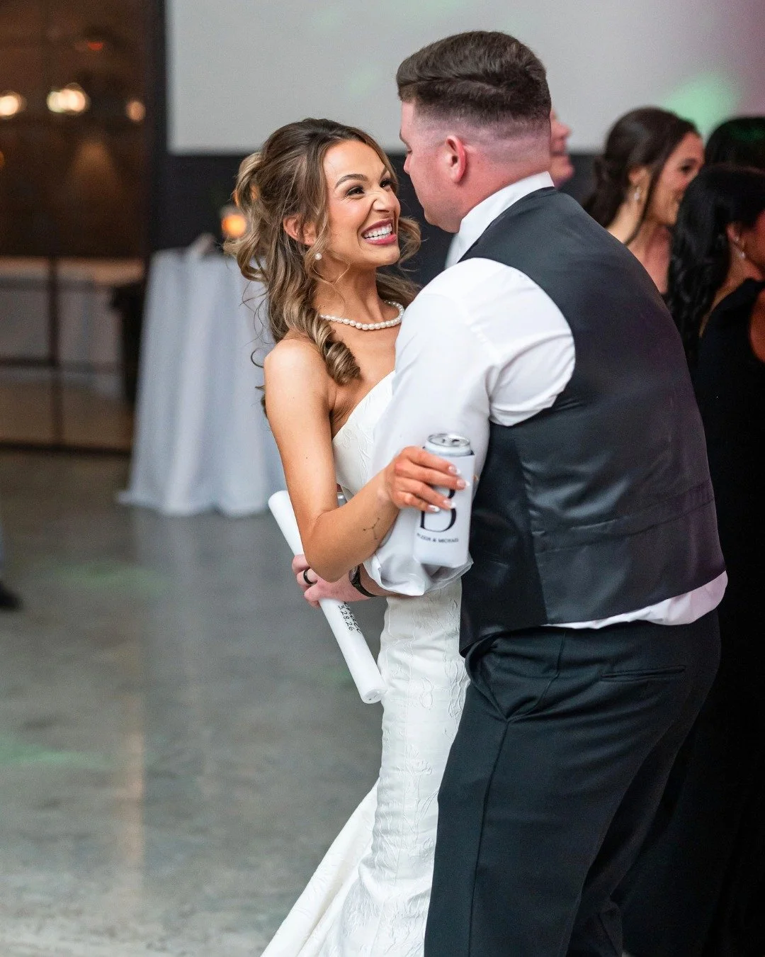 Six months since the best party evvaaahhhhh!!! Truly the fastest 6 months!

@ryleighbecnel @mike.becnel - wanna do it again?!?!?!

Coordinator: @simplydone_events
Venue: @themallory_stfrancisville
Hair: @tabithaferrer_hair
Makeup: @facedbylex_ @_layn