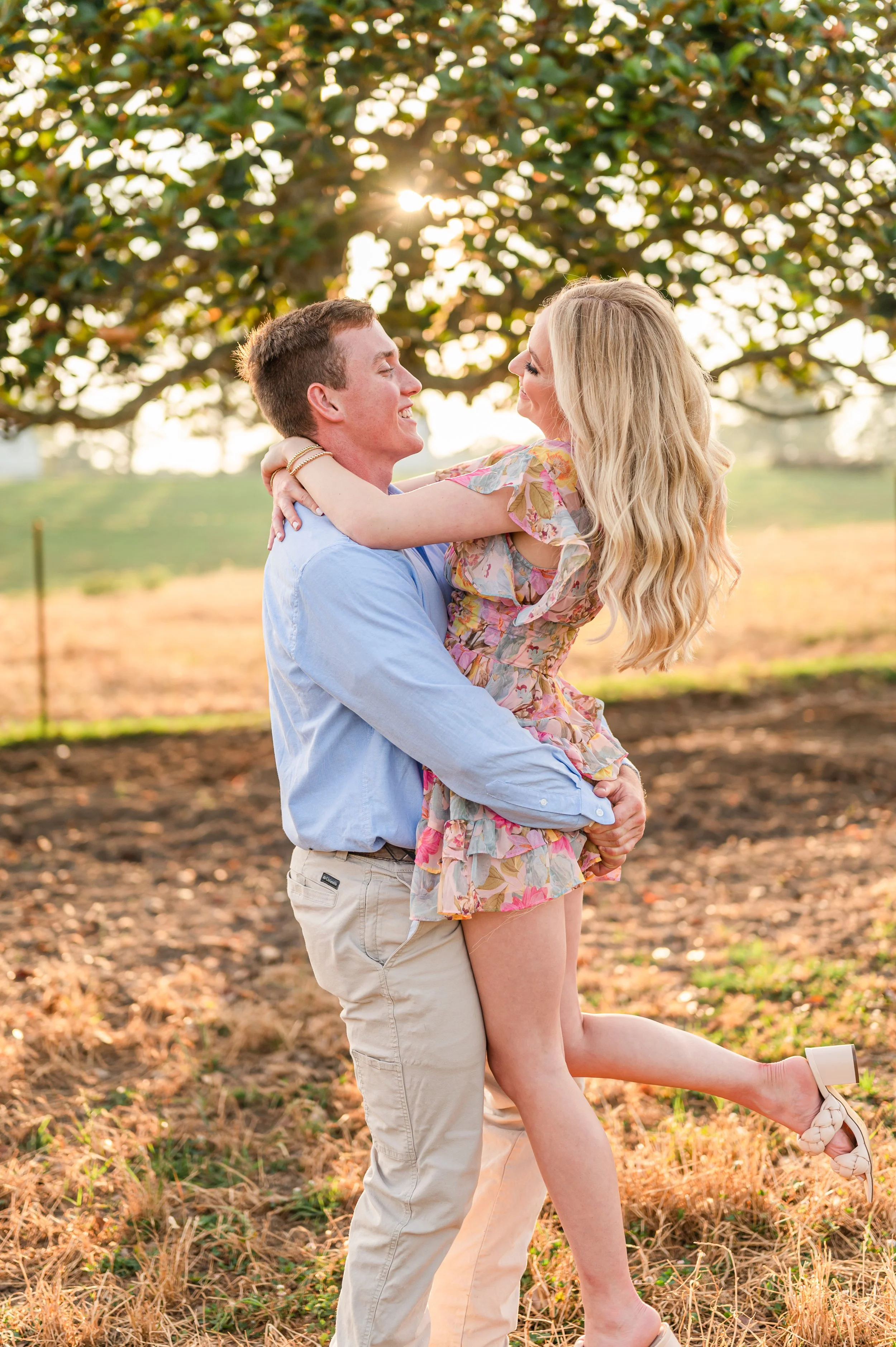 White_Magnolia_Engagement60.jpg