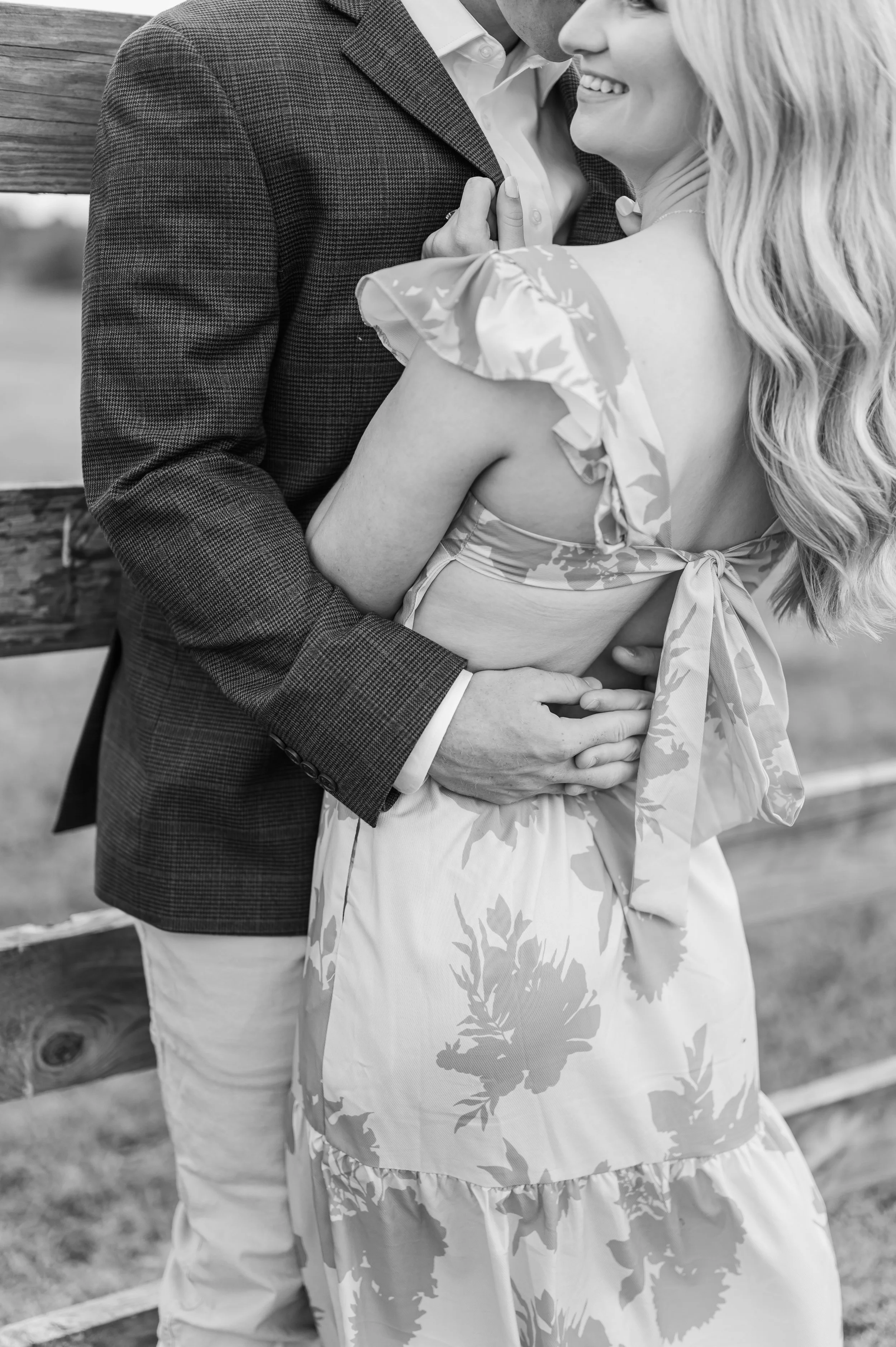 White_Magnolia_Engagement25.jpg