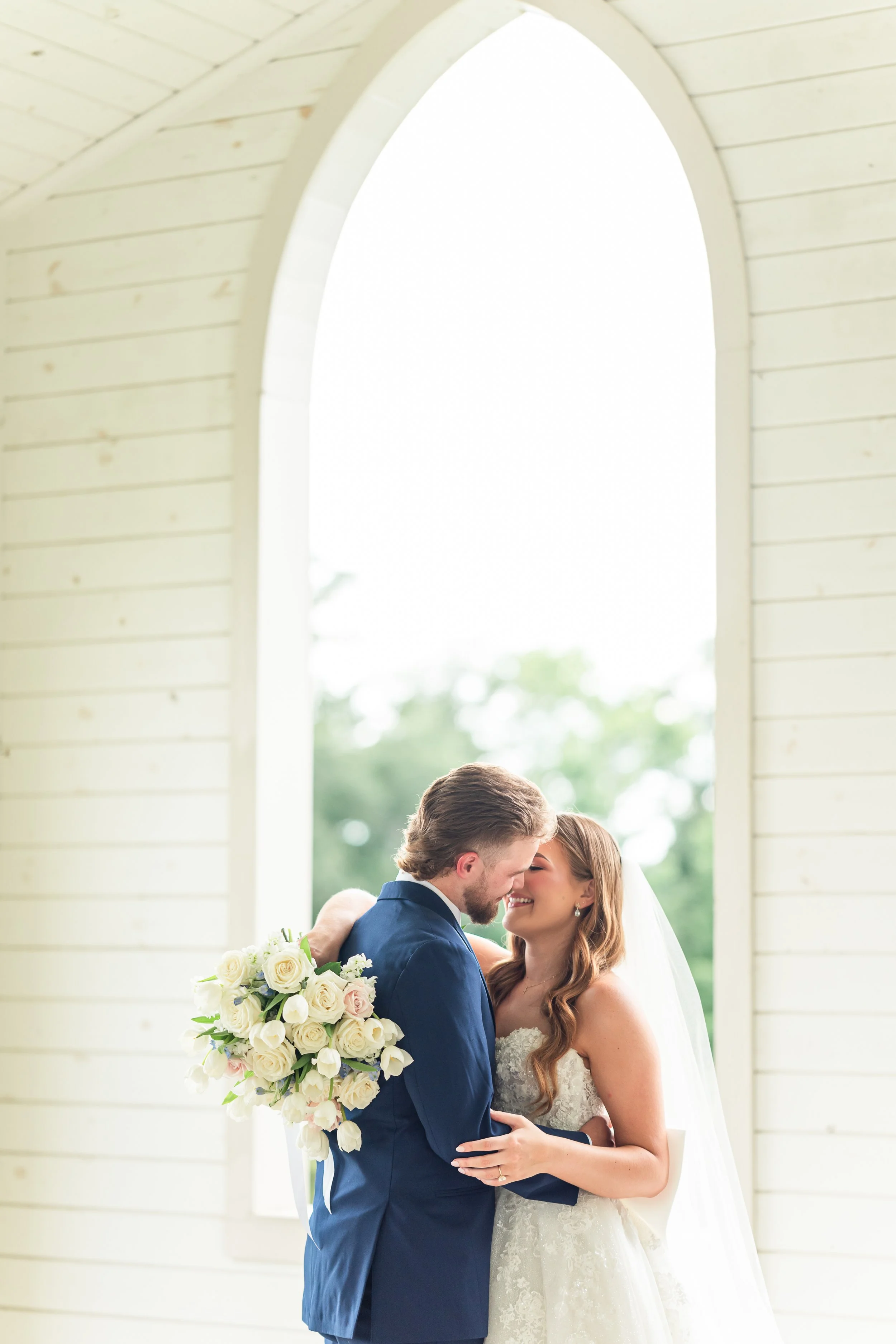 White_Magnolia_Wedding27.jpg