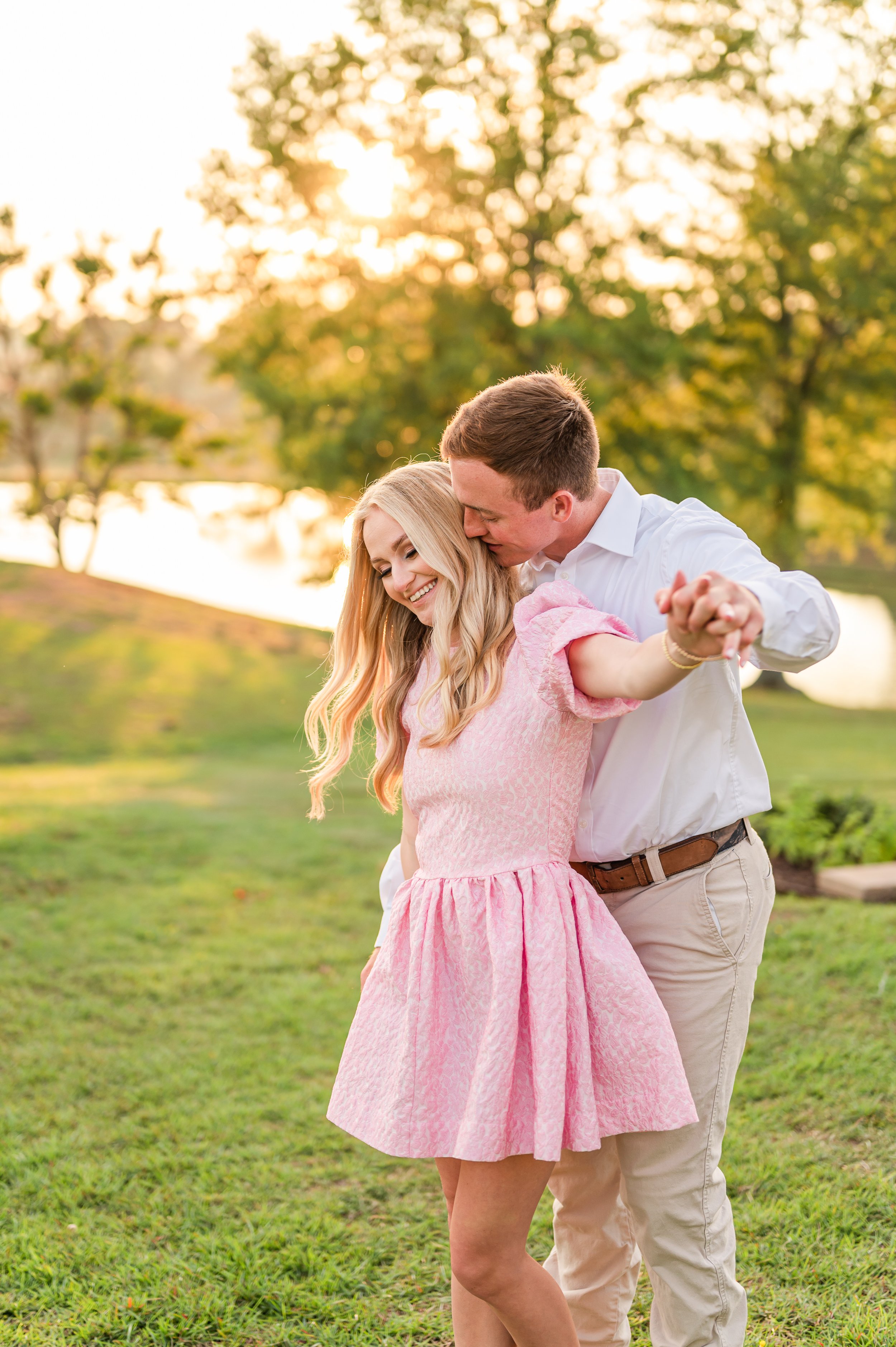 White_Magnolia_Engagement70.jpg