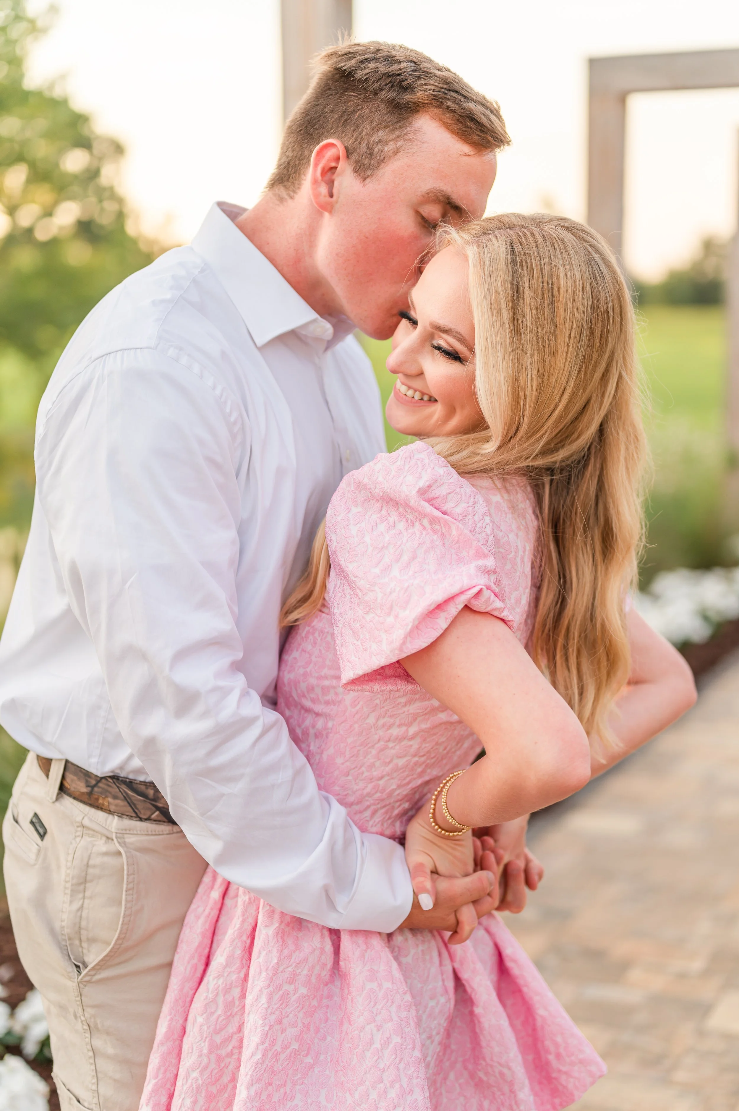 White_Magnolia_Engagement66.jpg