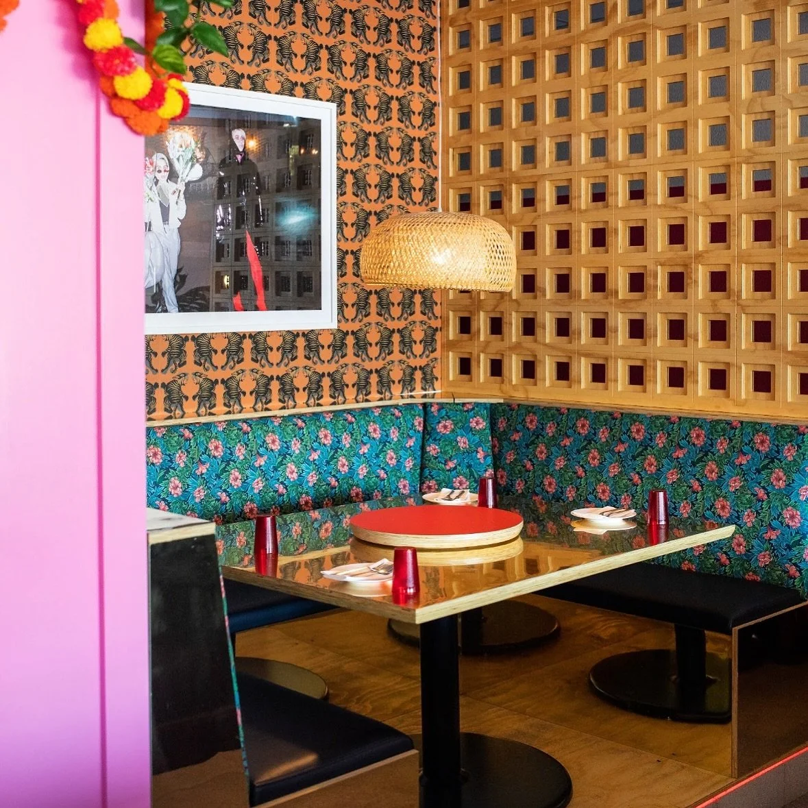 The perfect seat for &ldquo;forced family fun&rdquo; 🤭

📸 @brkspa