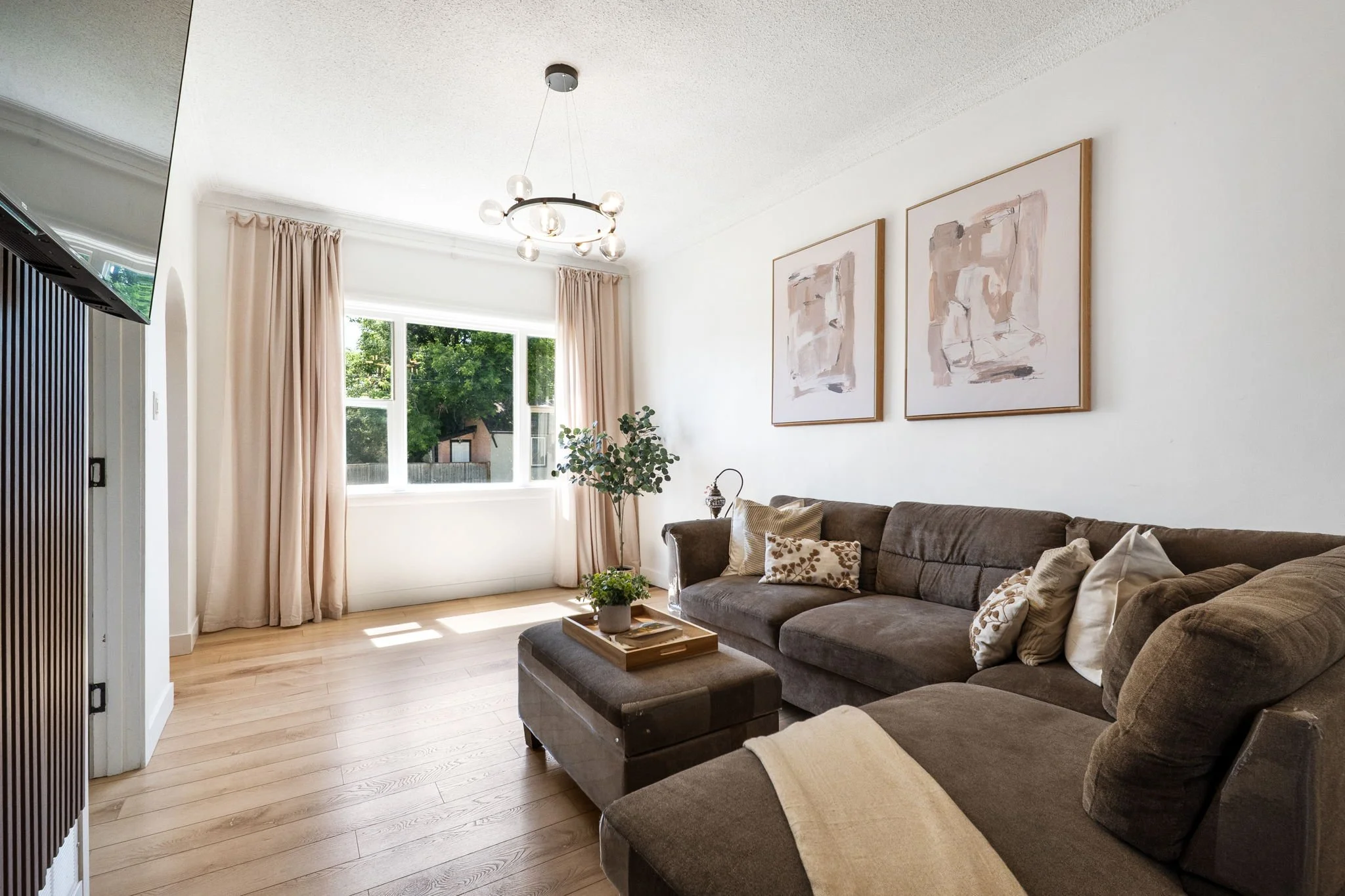 177 Gordon Ave - Interior-4.jpg