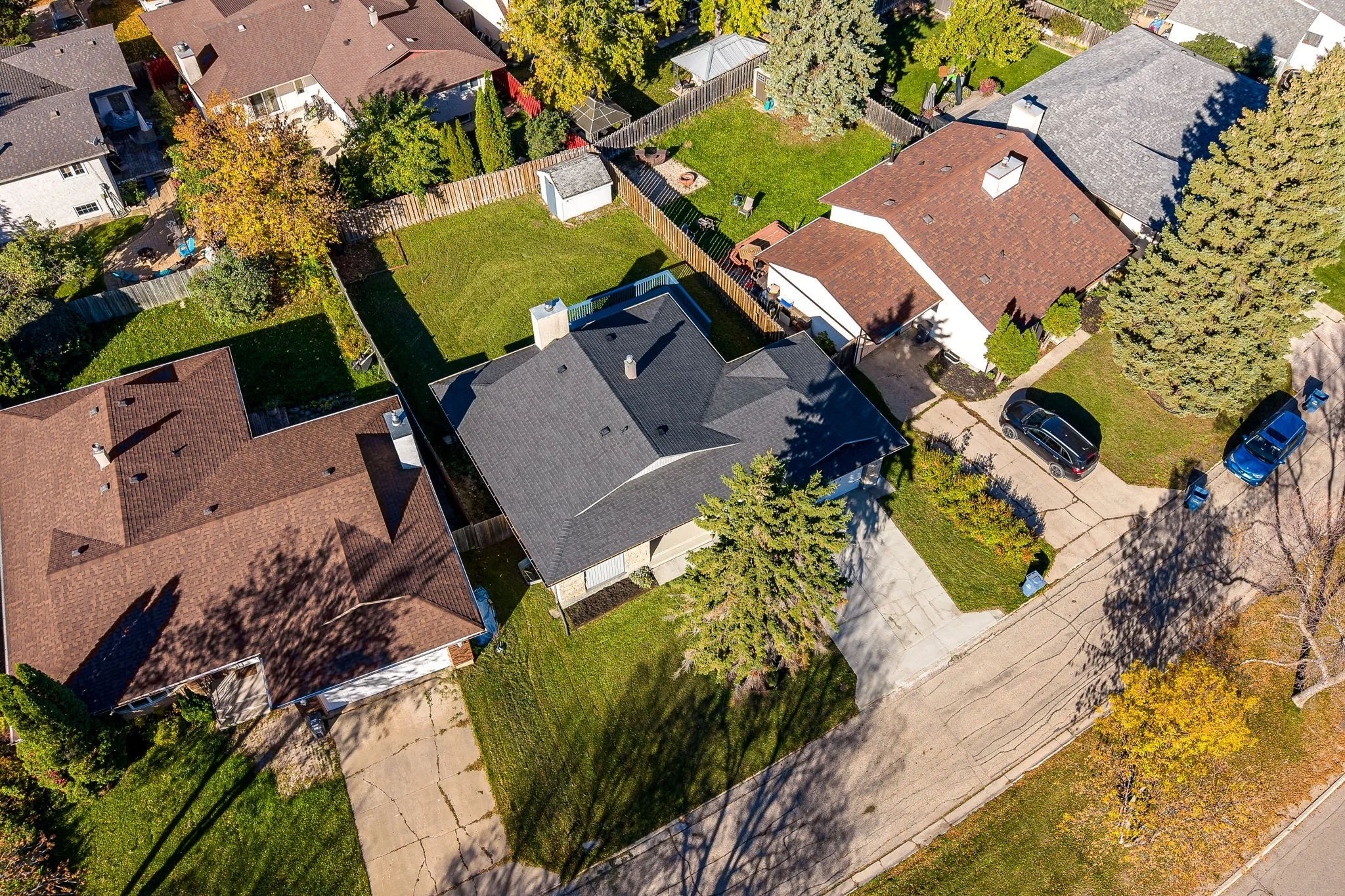 211 Kirkbridge Dr - Exterior-7.jpg