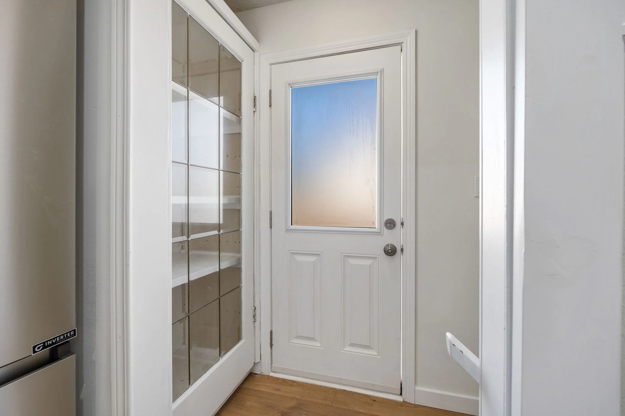 211 Kirkbridge Dr - Interior-25.jpg