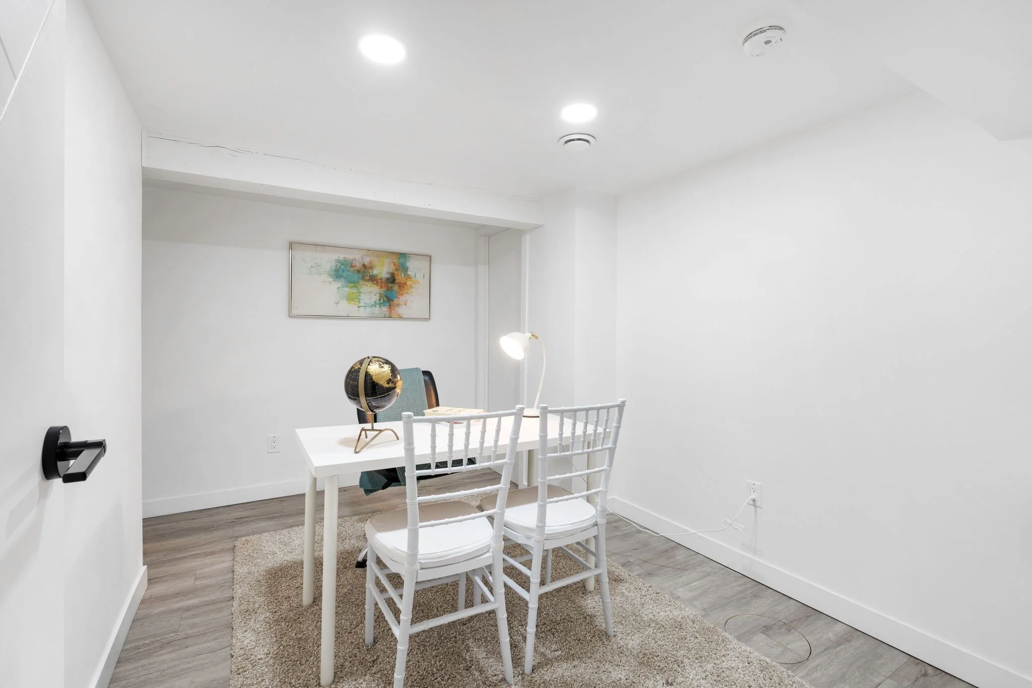 566 Cambridge St - Interior-24.jpg