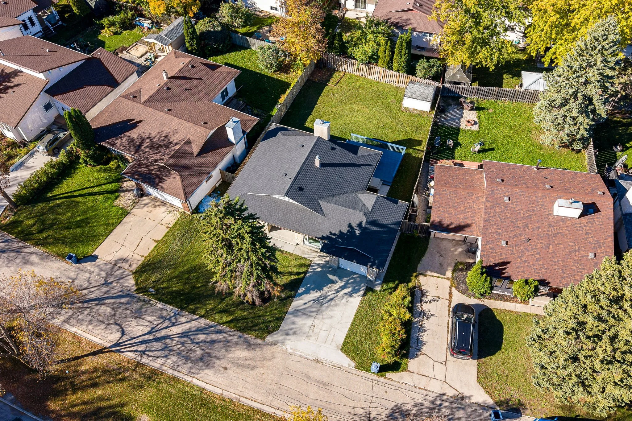 211 Kirkbridge Dr - Exterior-8.jpg