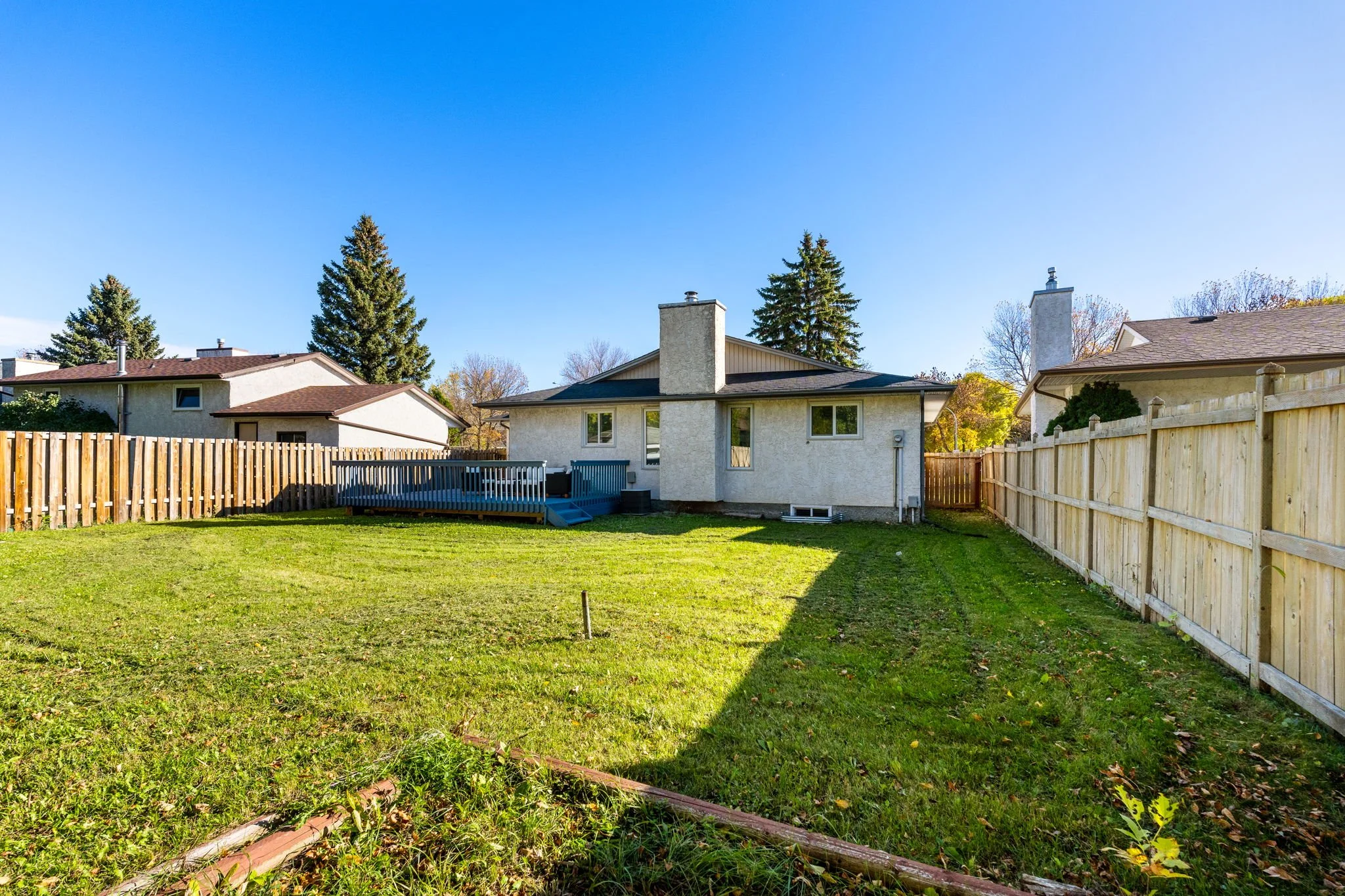 211 Kirkbridge Dr - Exterior-6.jpg