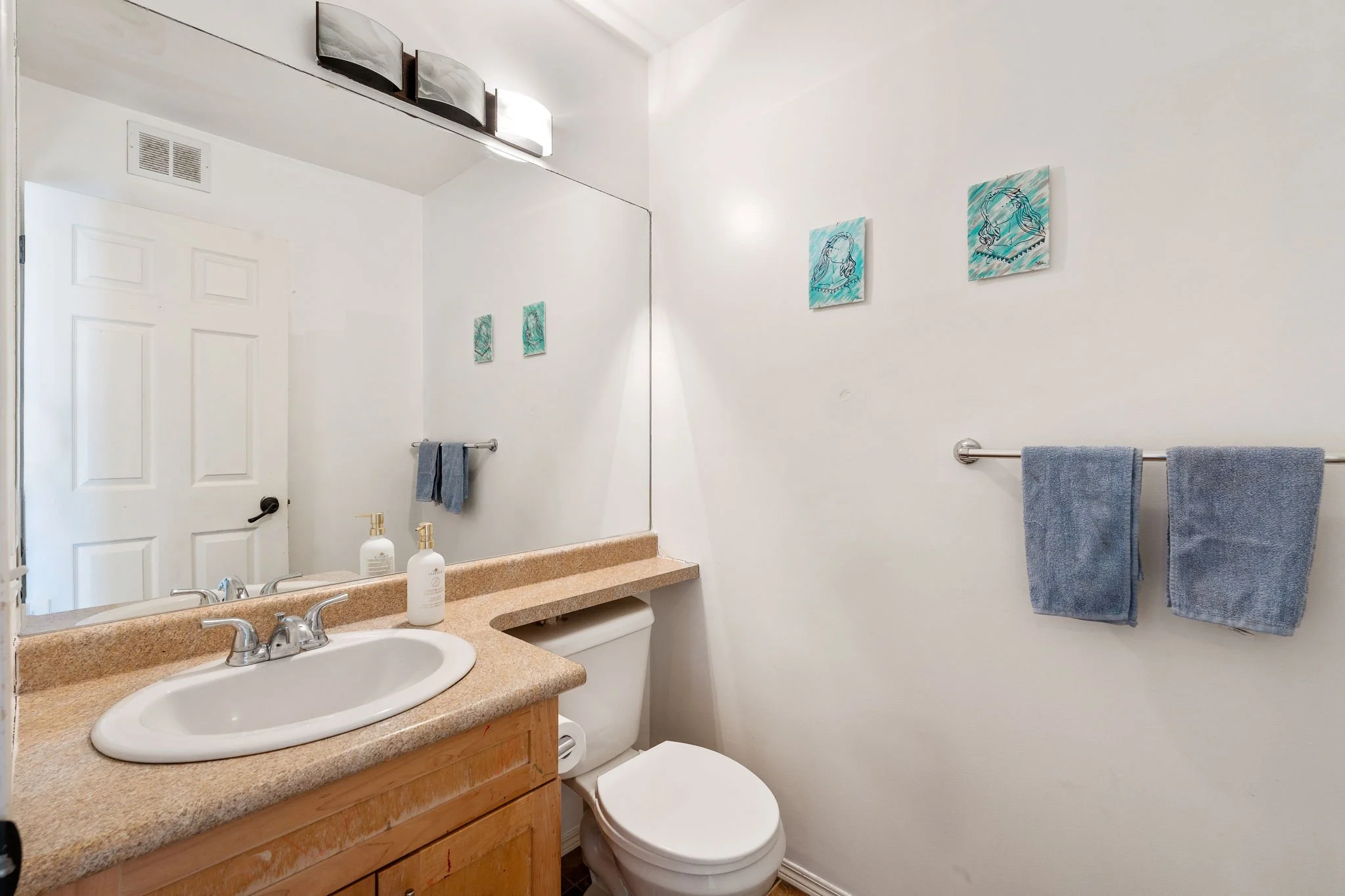 92 Blumm Cres - Interior-13.jpg