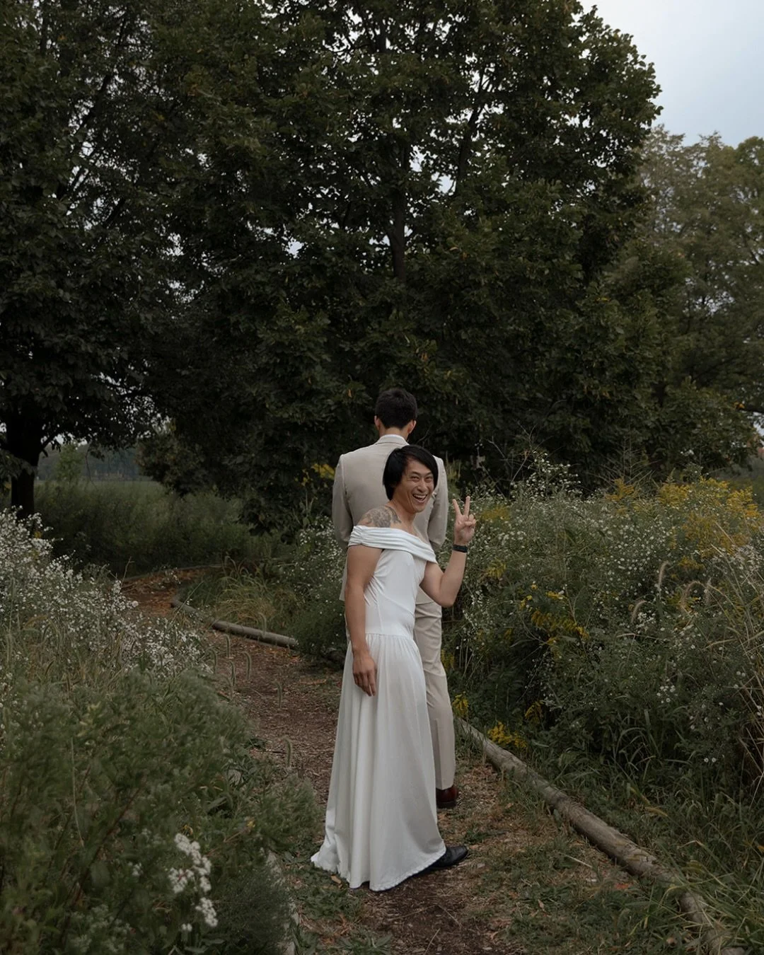 Chris was ready for his first look with Natalie&hellip;

Standing in Horner Park, just steps from the river and the beautiful River Room, waiting for that emotional tap on the shoulder.

Instead&hellip;

One of his friends showed up in a wedding dres