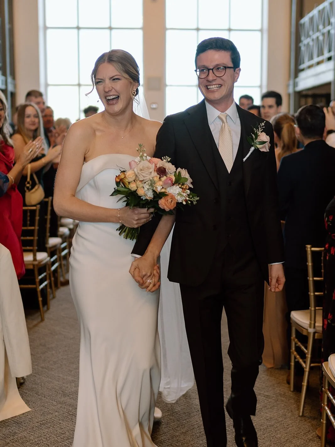One year of love of marriage down for Brooks and Jordan!  When I tell you guys I am obsessed I mean come on. How could blame me?! Everything about the day was absolutely perfect, and Jordan&rsquo;s smile totally stole the show! It just goes to prove 