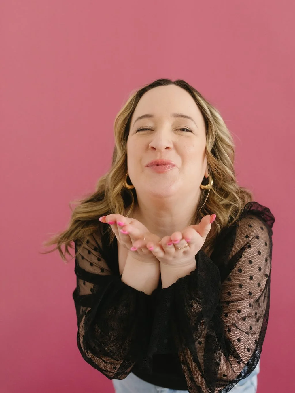 Screaming happy birthday to our Cate!!! She is joy in a bottle- so silly (pic 2 for proof ➡️) so beautiful and kind, a phenomenal planner and my absolute best friend since day 1. I couldn&rsquo;t imagine my life without her, and I am blessed she cont