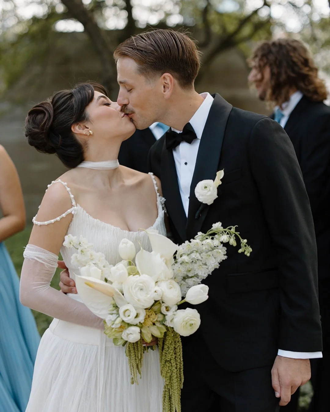 This one was one for the books as it was literally held at a library!!! 📚✨

There are just some weddings that stay ingrained in your brain, and Ashley + Eric&rsquo;s day was definitely one of those 🥹 From Ashley&rsquo;s stunning dress to the absolu