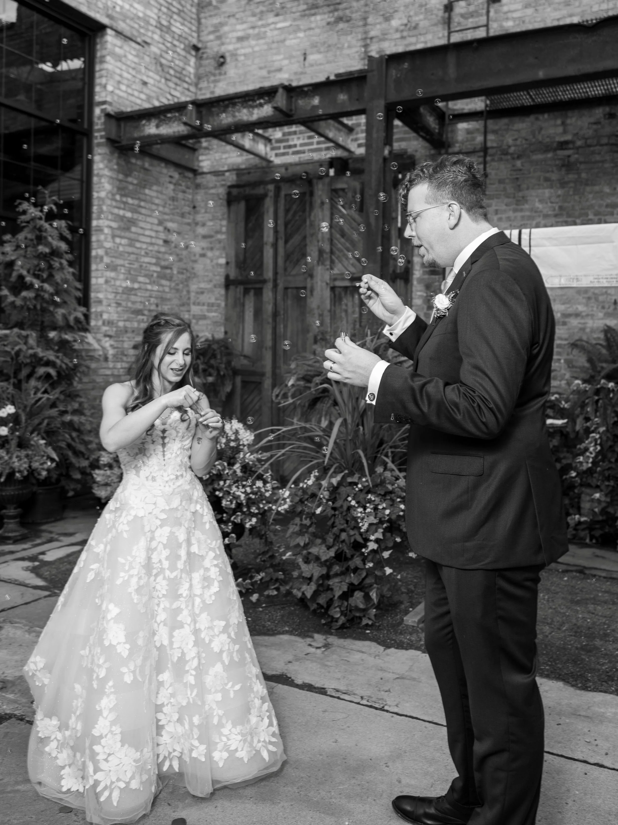 It&rsquo;s been a year since this perfectly whimsical wedding for the most enchanting couple we know! Cheers to many more years of love, concerts, friendship and tippy-toe kisses! 😘 

planning: @shh.events 
venue: @blumengardens 
catering: @mychefca