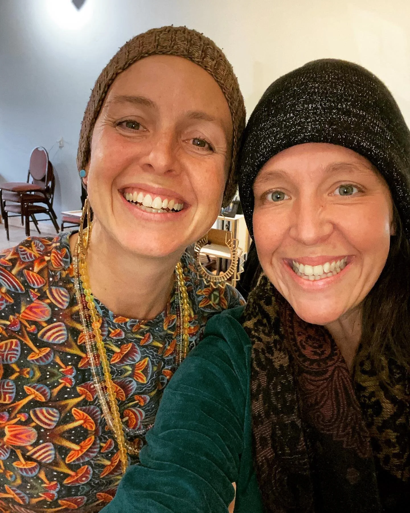 Such an immense honor to have spent the weekend in workshop with this incredibly kind, generous, wise woman, @amandasageart, and her co-conSPIRITor @josephrobertmerritt! Looking very forward to integrating their gracious and profound teachings into m