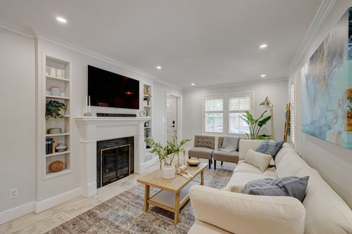 Partial staging, occupied home