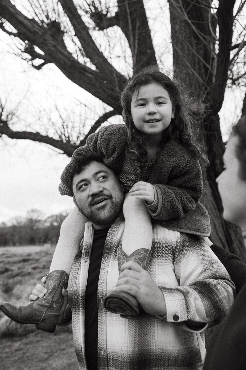 Outdoor maternity photoshoot Richmond park London-25.jpg