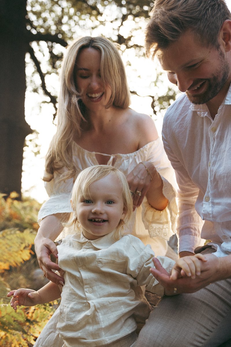 Pregnancy photo shoot outdoors London-12.jpg