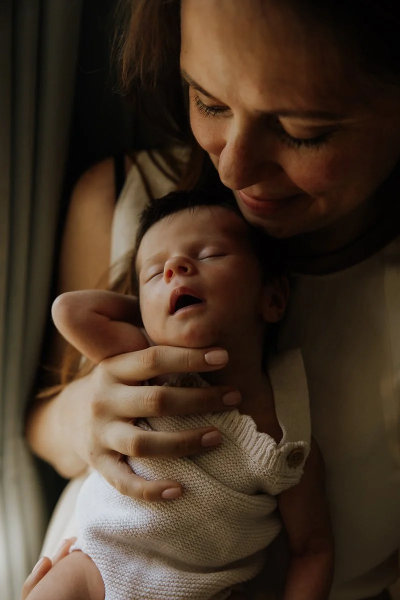 Newborn photographer Clapham-11.jpg