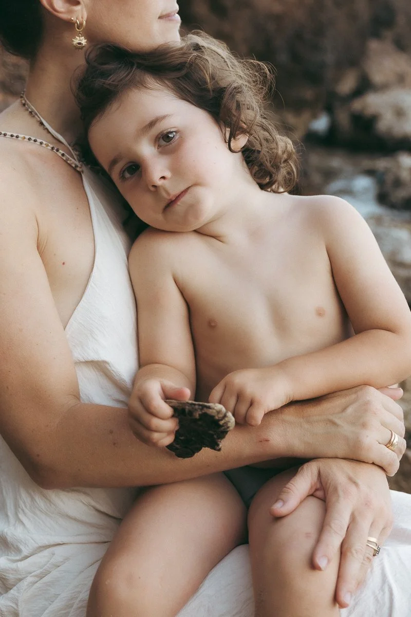 Editorial motherhood photography-29.jpg