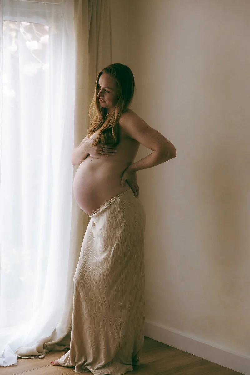 studio maternity photoshoot London-39.jpg